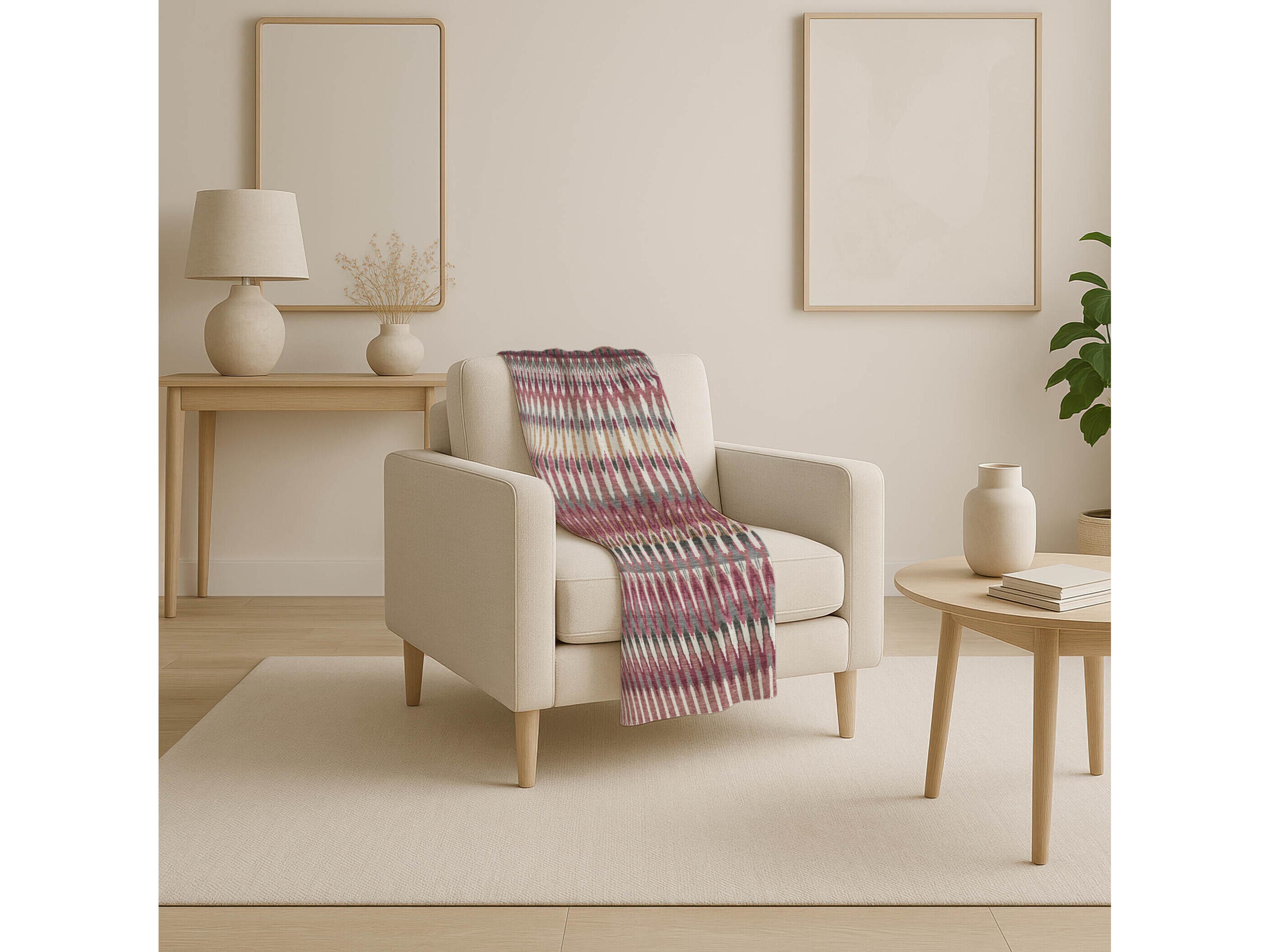 Dalyn Sherpa Pink Polyester Throw