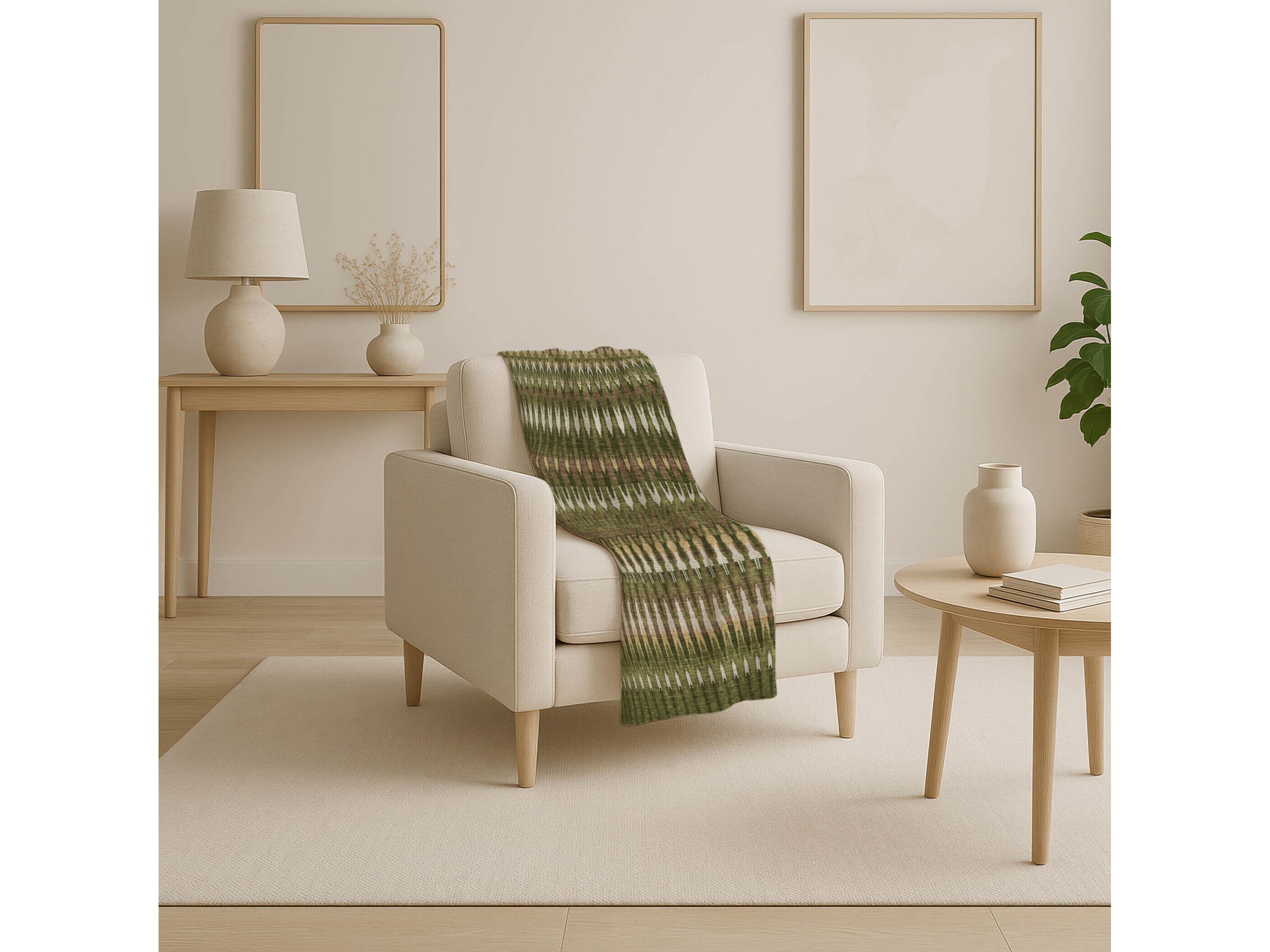 Dalyn Sherpa Green Polyester Throw