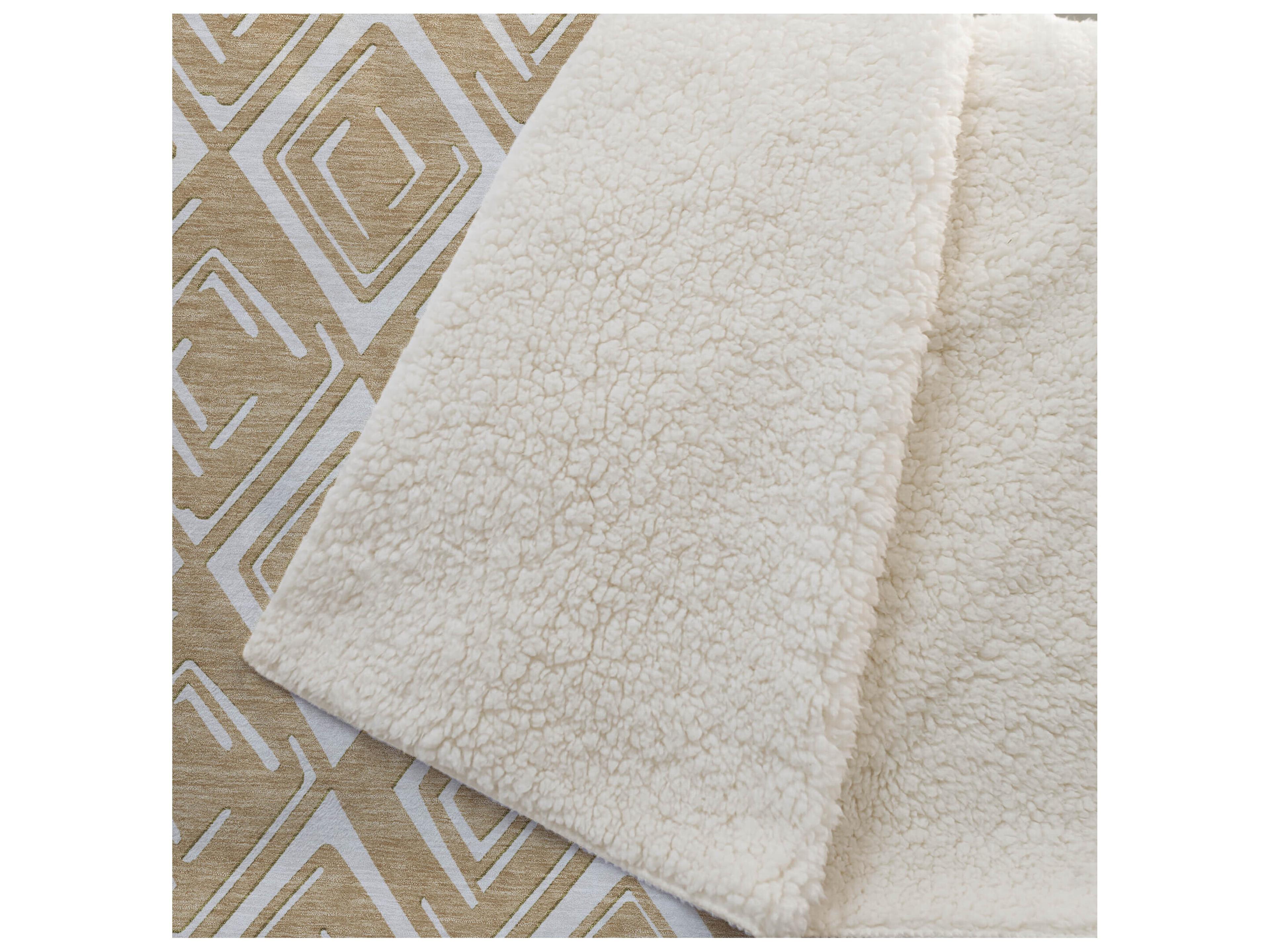 Dalyn Sherpa Gold Polyester Throw
