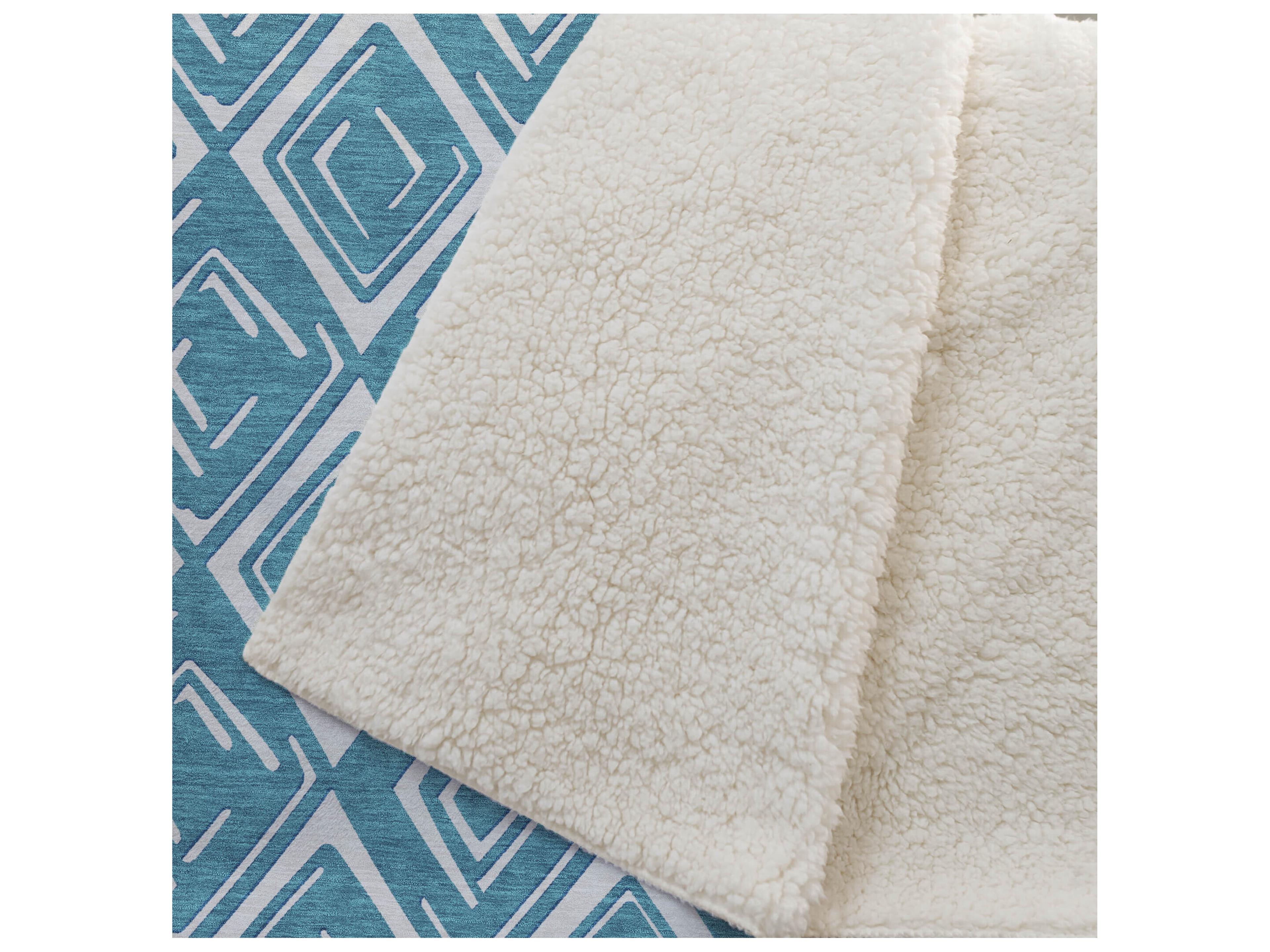 Dalyn Sherpa Teal Polyester Throw