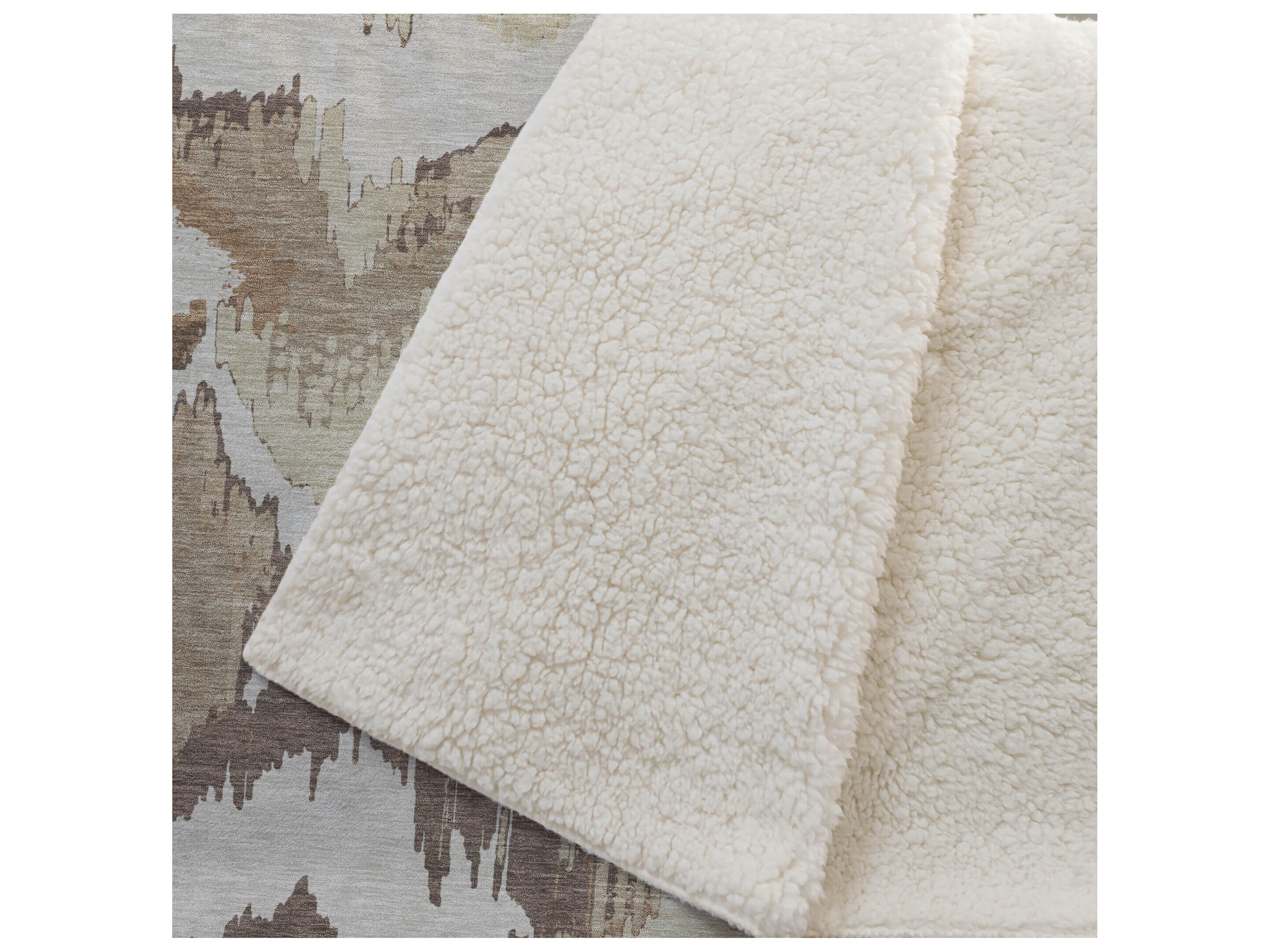 Dalyn Sherpa Brown Polyester Throw