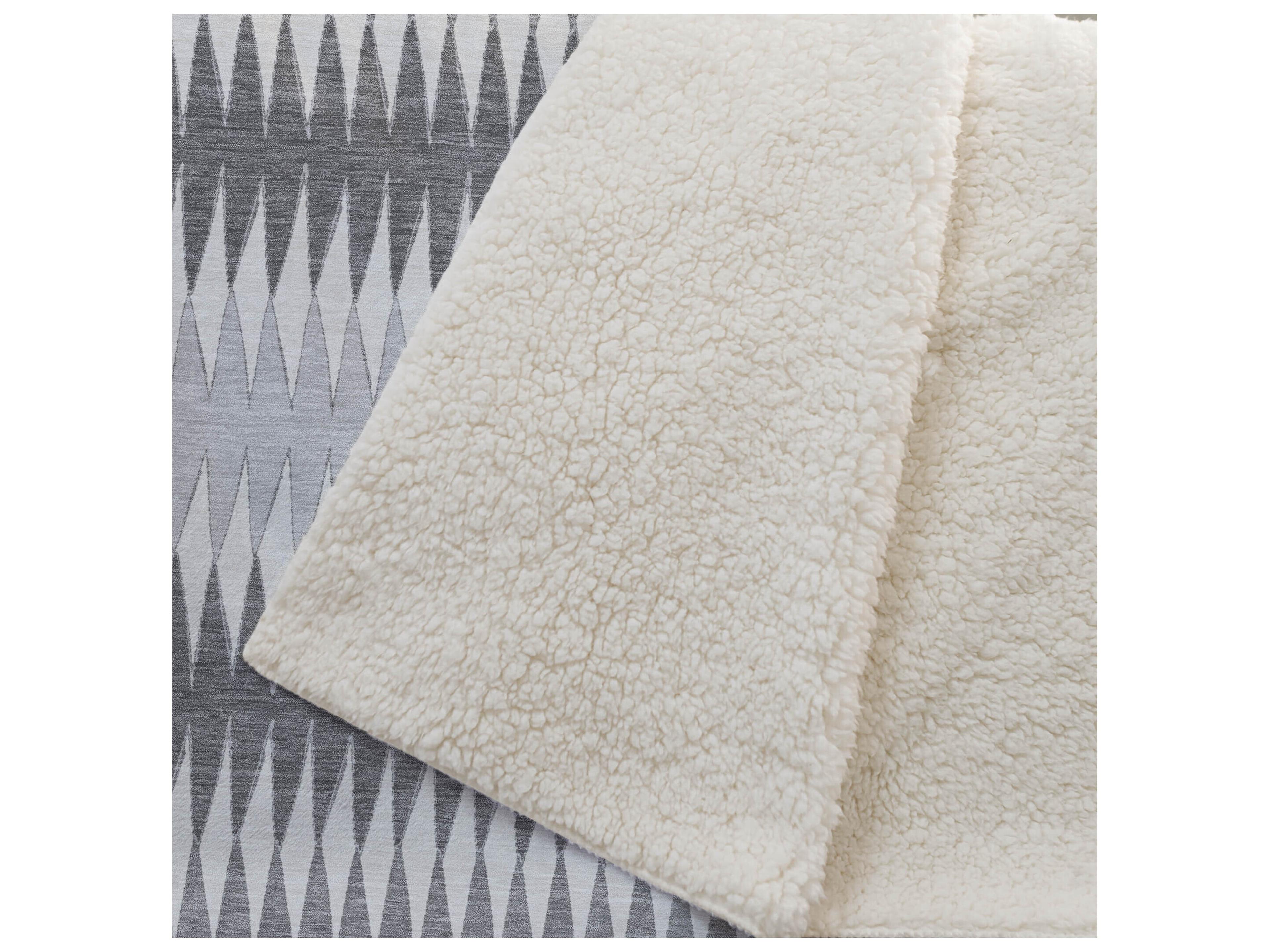 Dalyn Sherpa Gray Polyester Throw