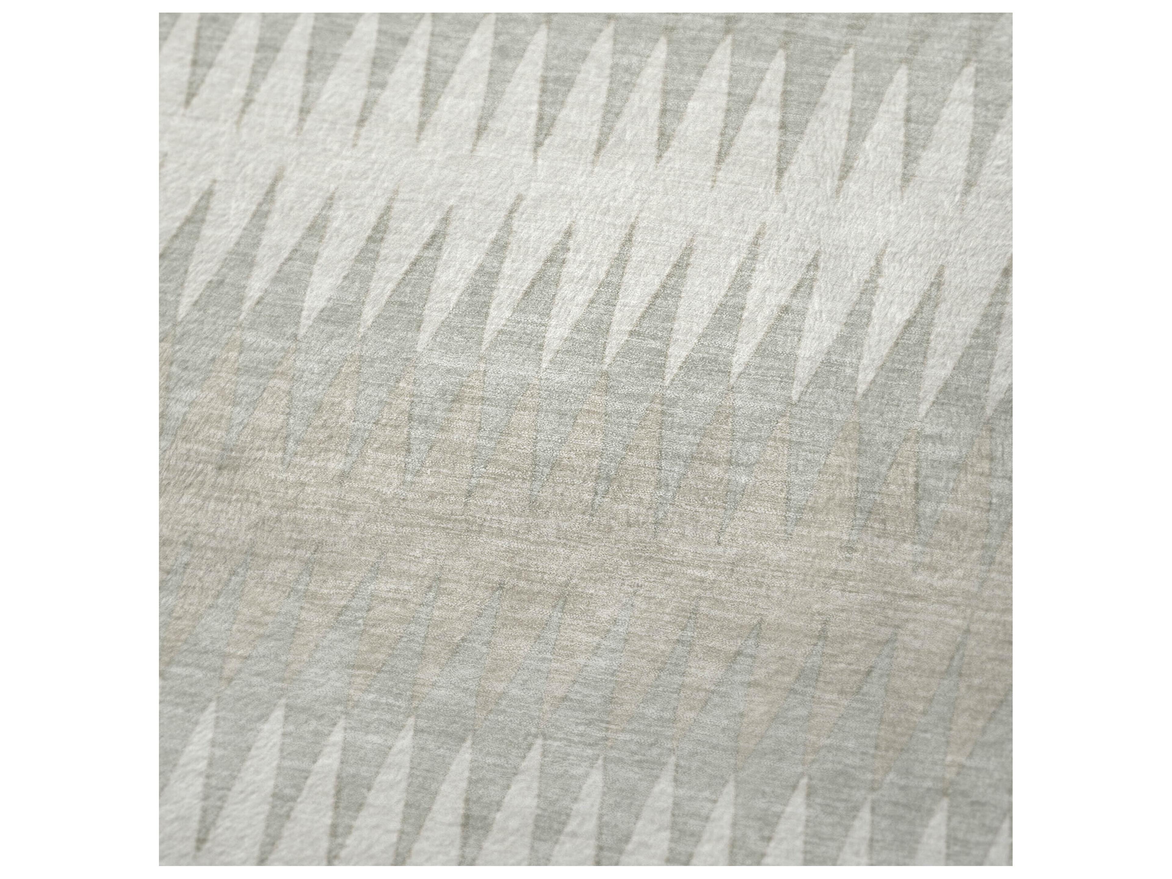 Dalyn Sherpa Ivory Polyester Throw
