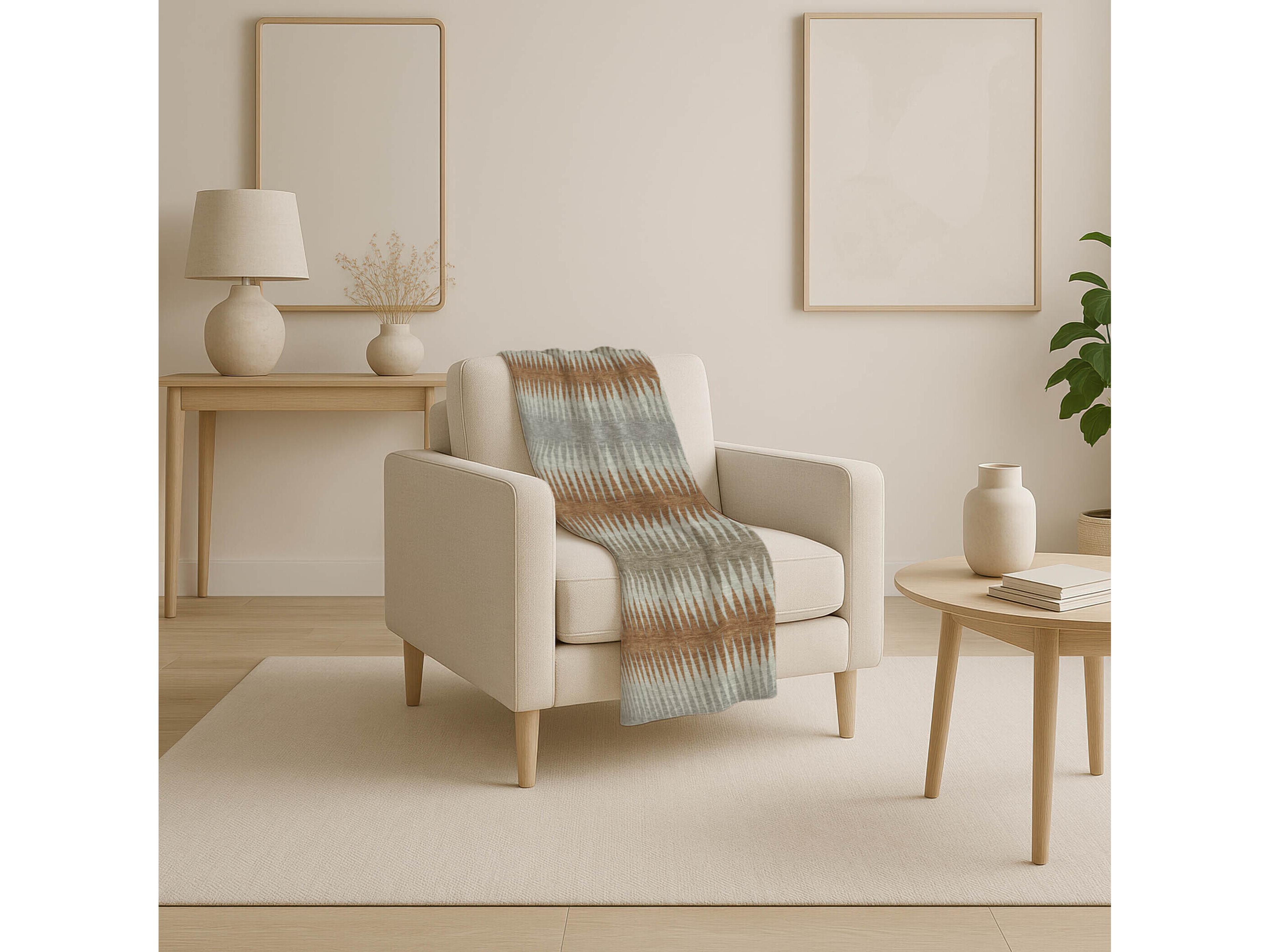 Dalyn Sherpa Orange Polyester Throw