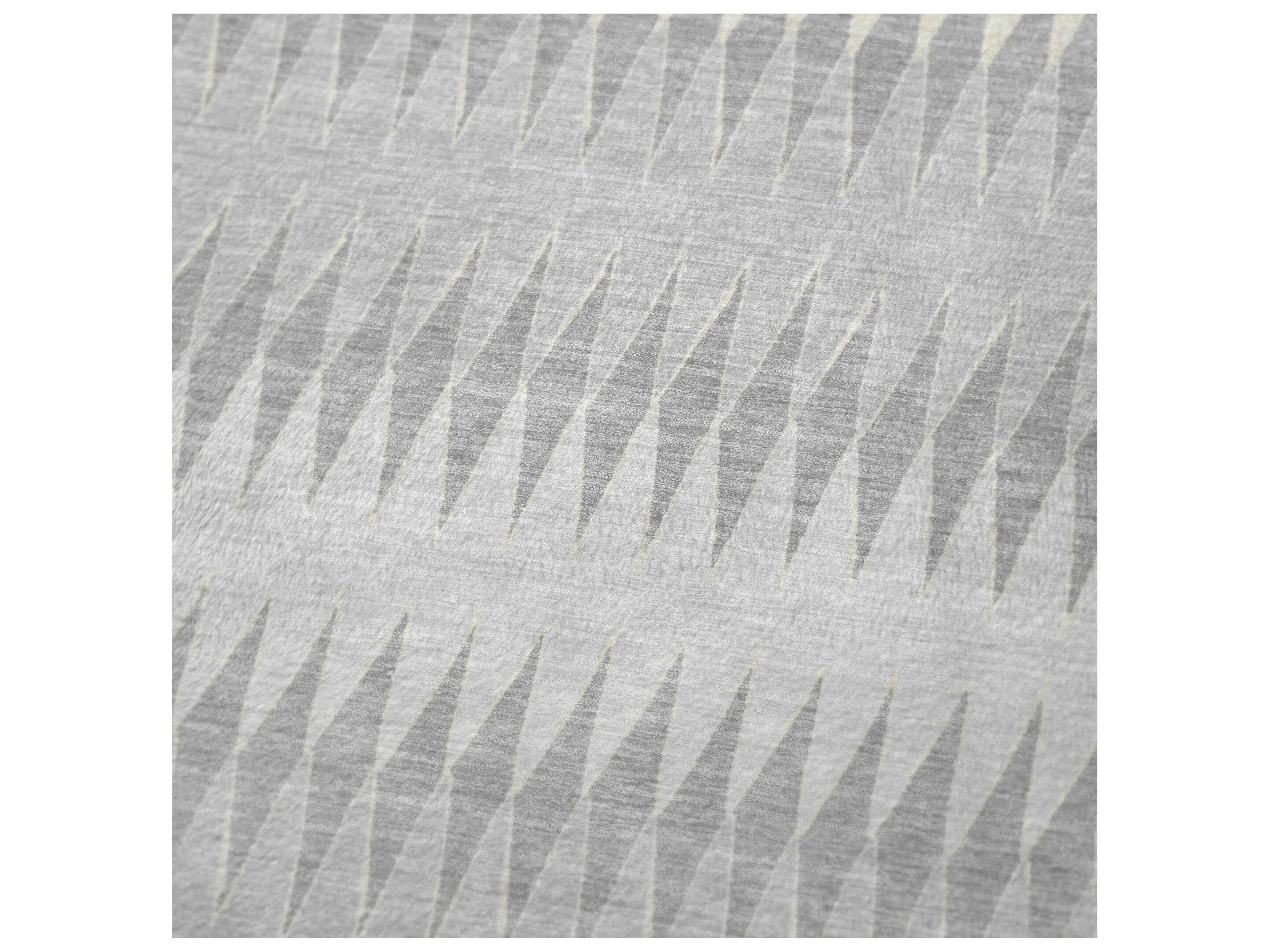 Dalyn Sherpa Gray Polyester Throw