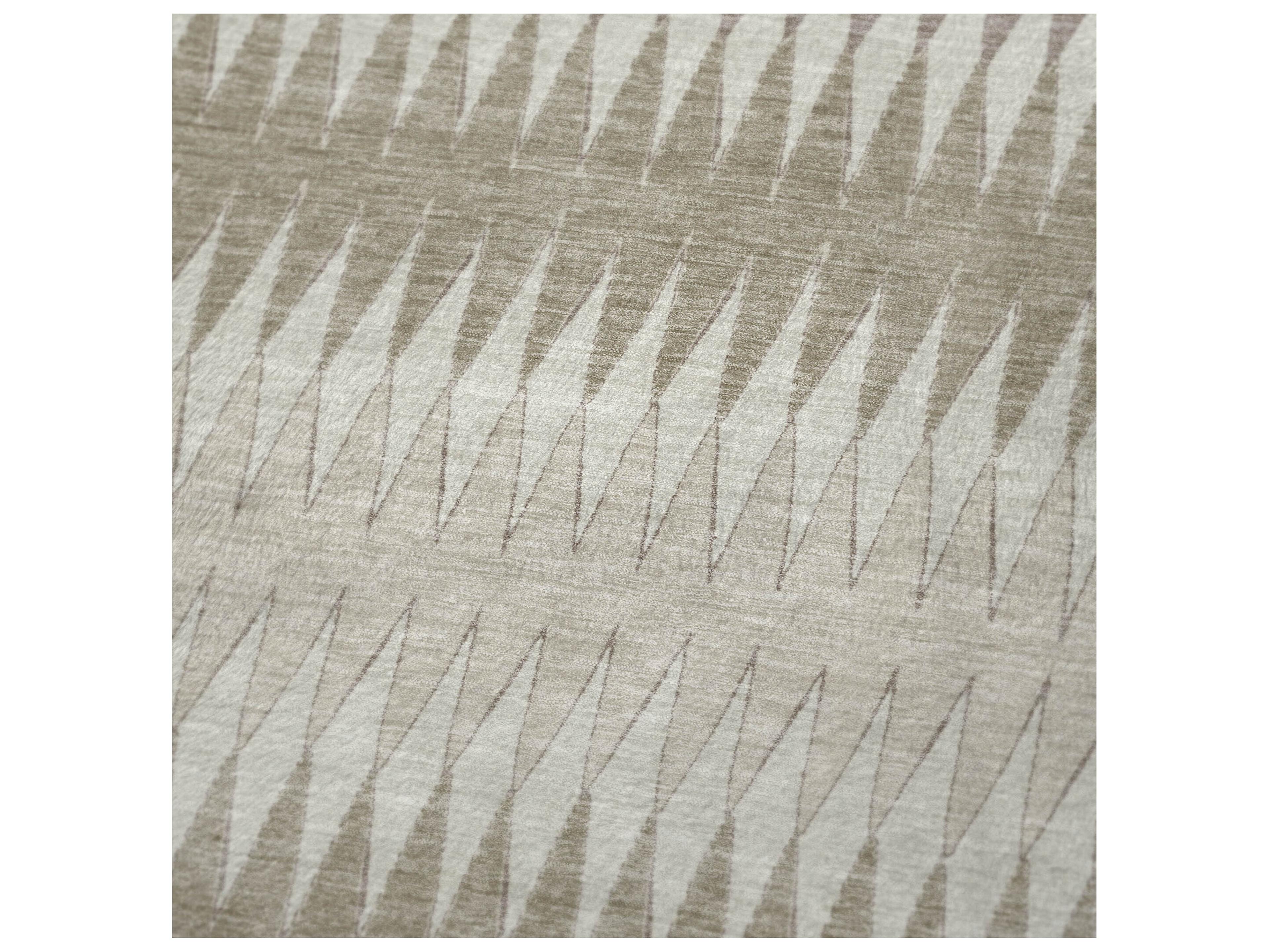 Dalyn Sherpa Brown Polyester Throw