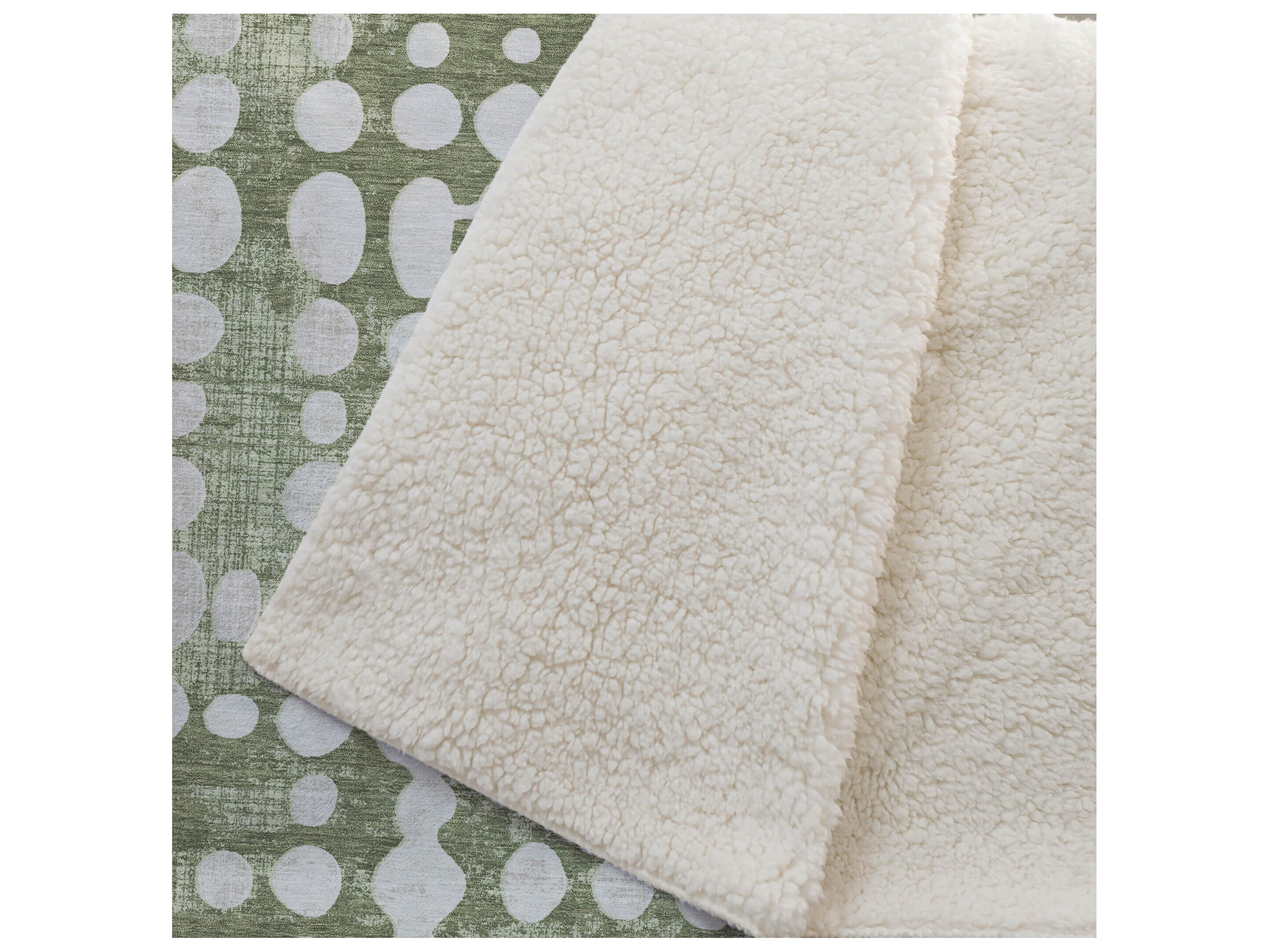 Dalyn Sherpa Green Polyester Throw