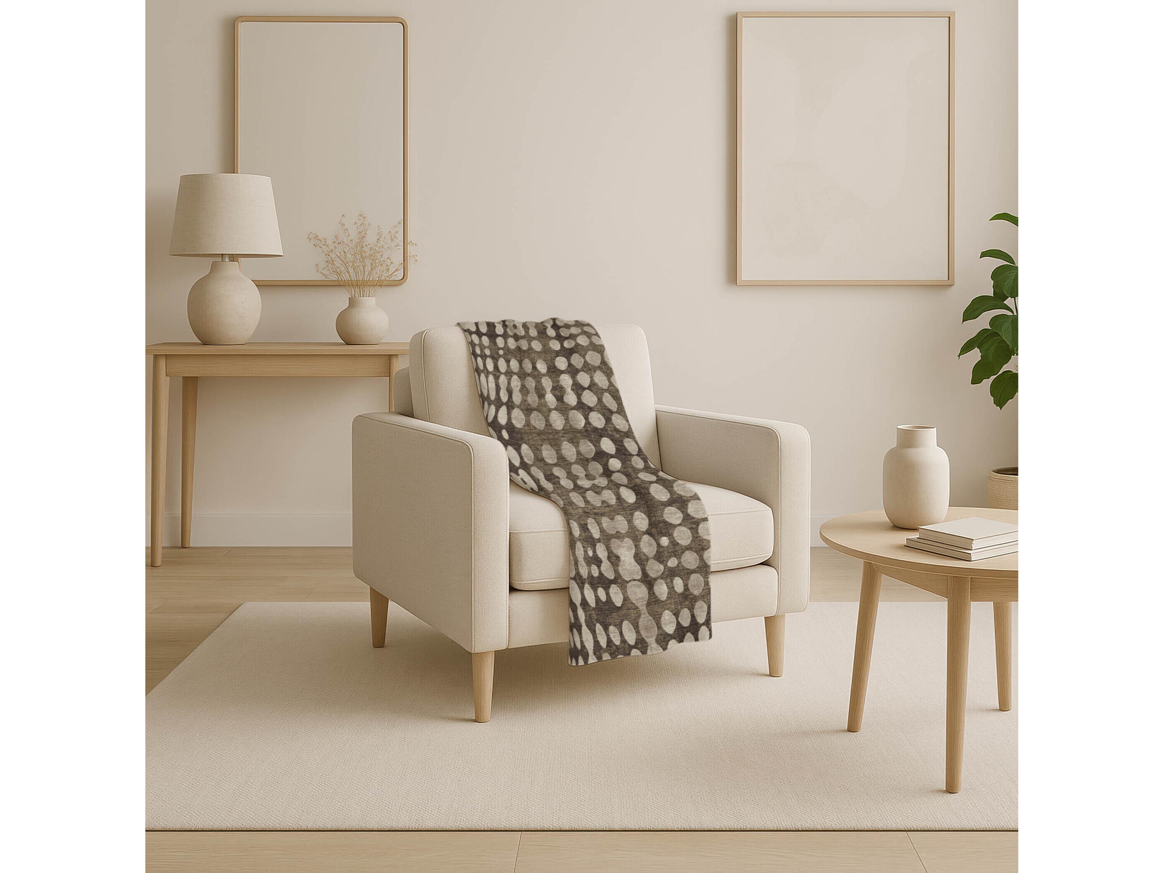 Dalyn Sherpa Brown Polyester Throw