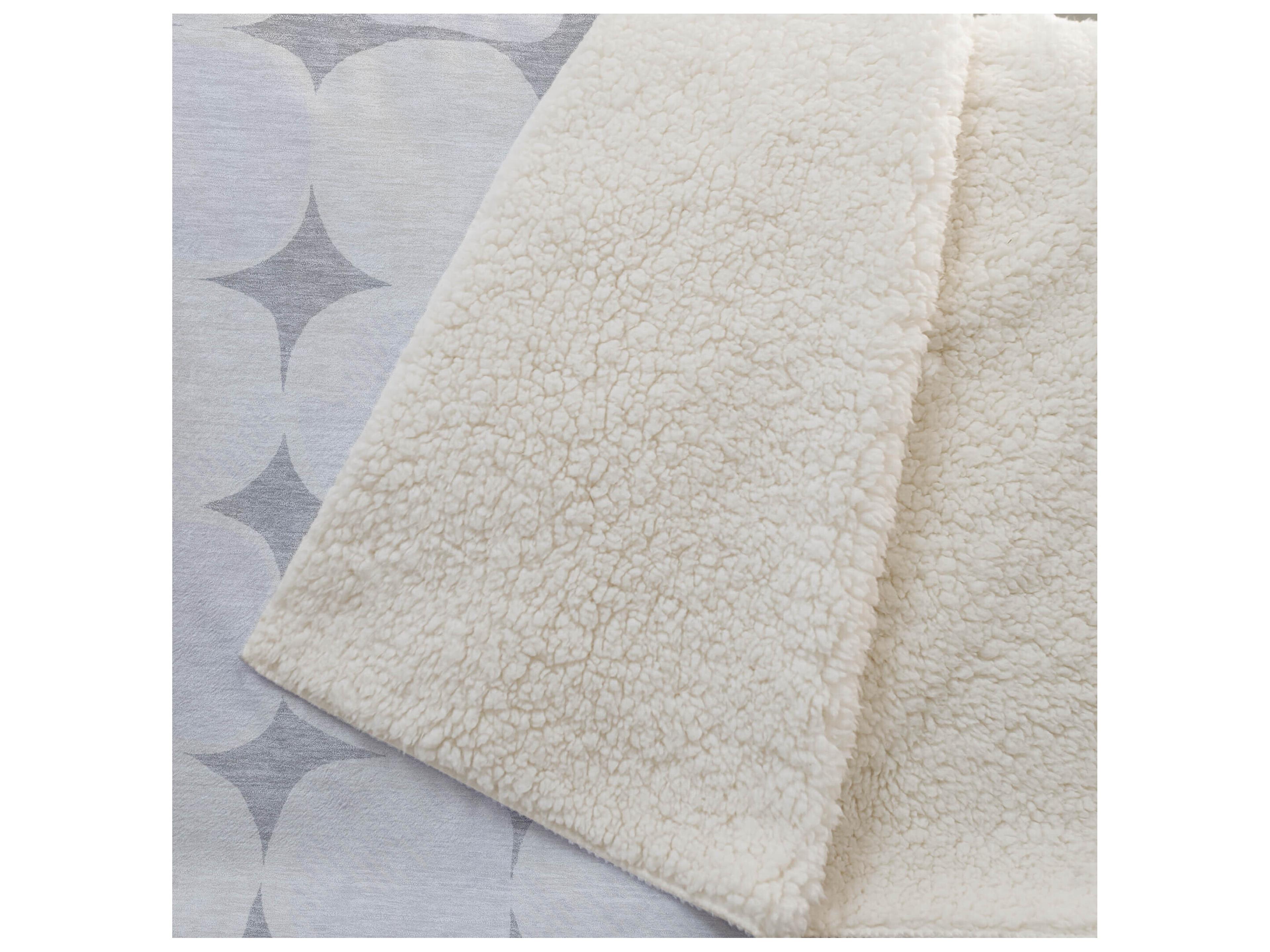 Dalyn Sherpa Gray Polyester Throw