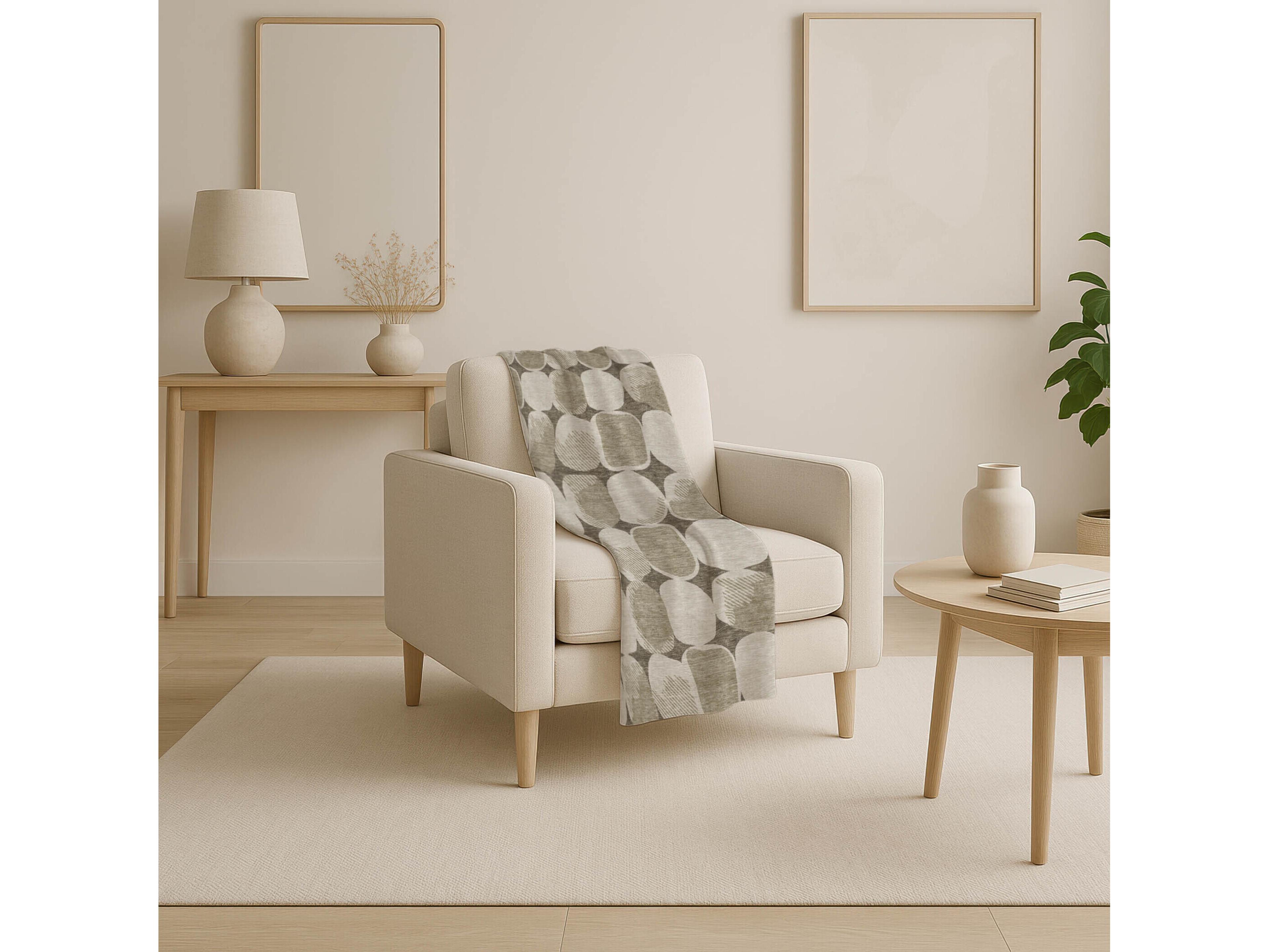 Dalyn Sherpa Brown Polyester Throw