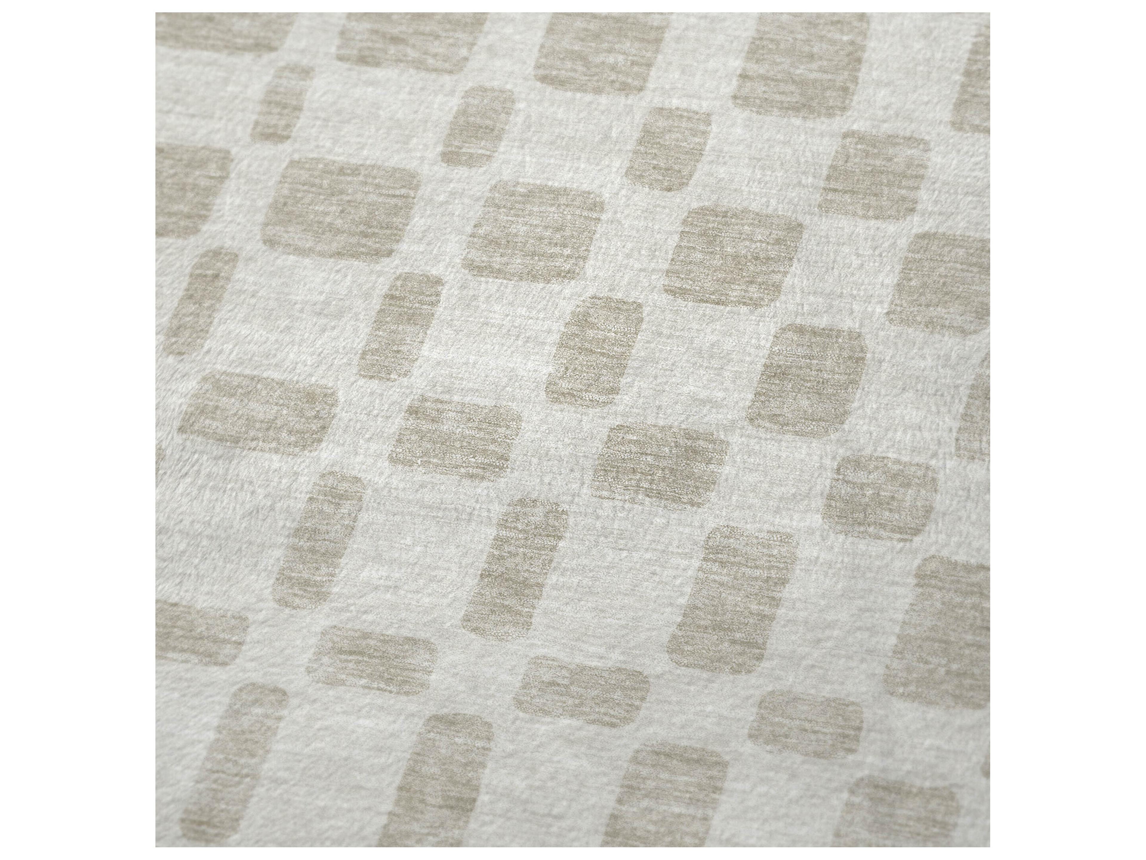 Dalyn Sherpa Ivory Polyester Throw