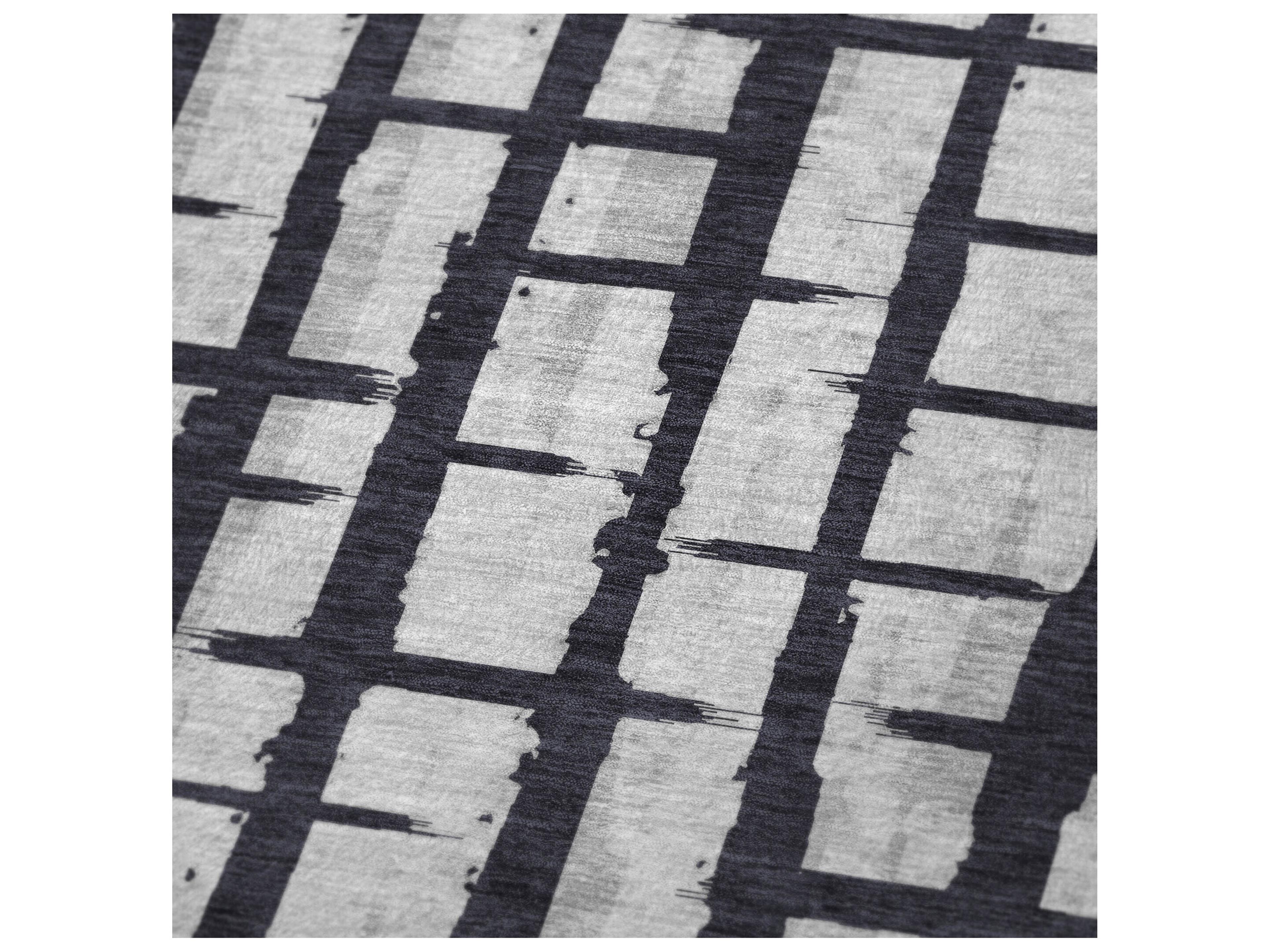 Dalyn Sherpa Black Polyester Throw