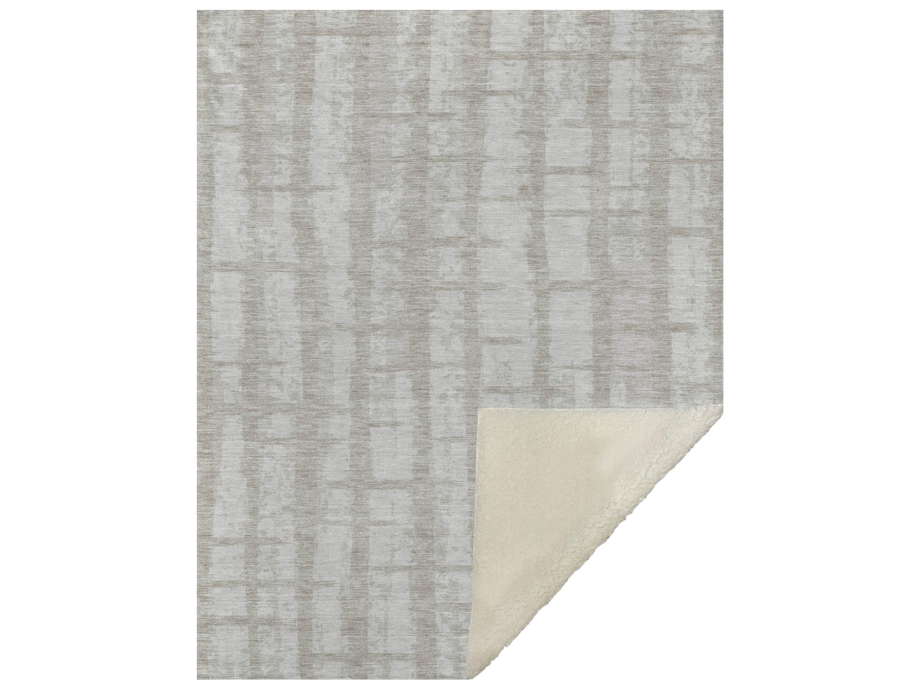 Dalyn Sherpa Brown Polyester Throw