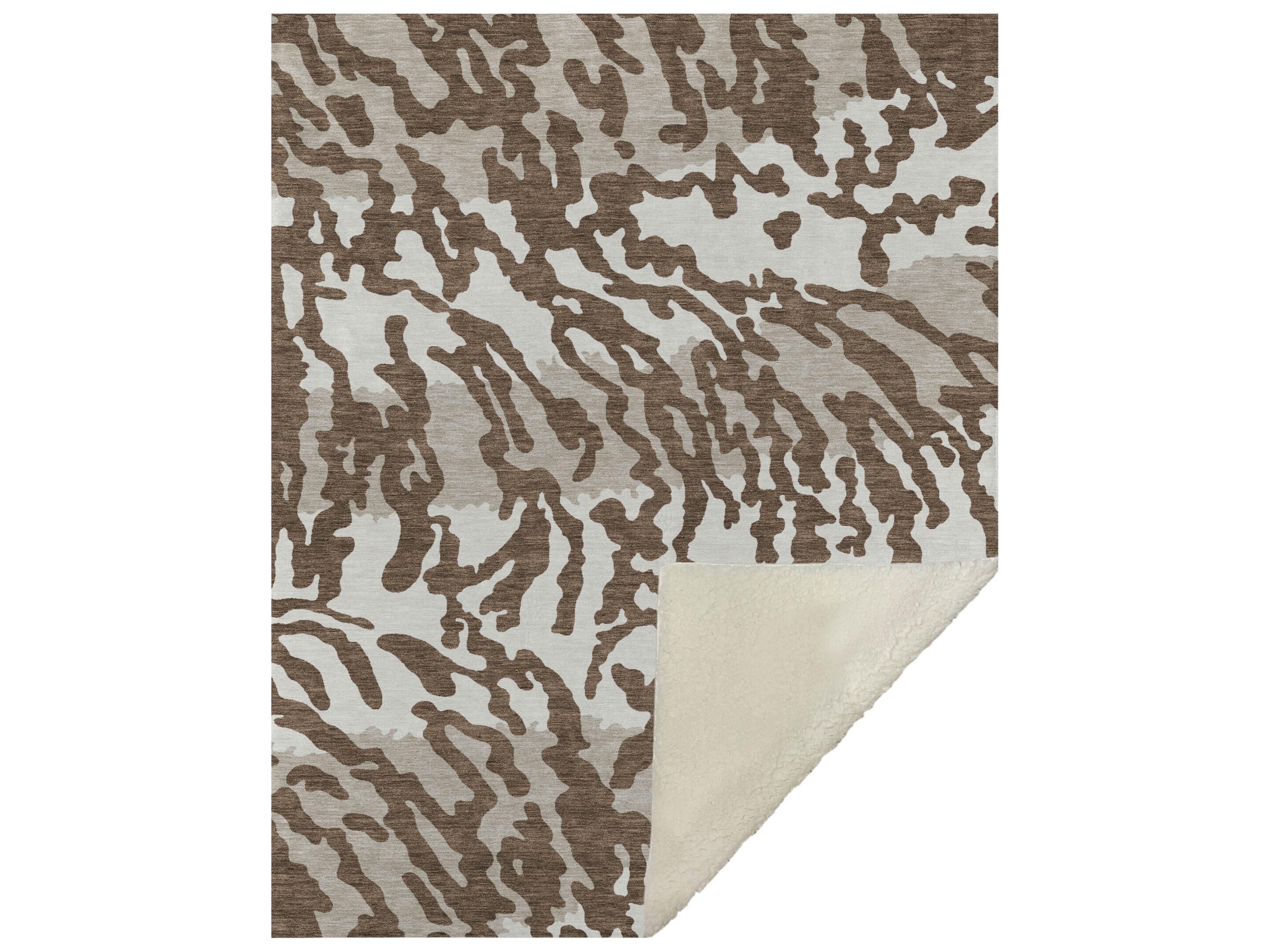 Dalyn Sherpa Brown Polyester Throw