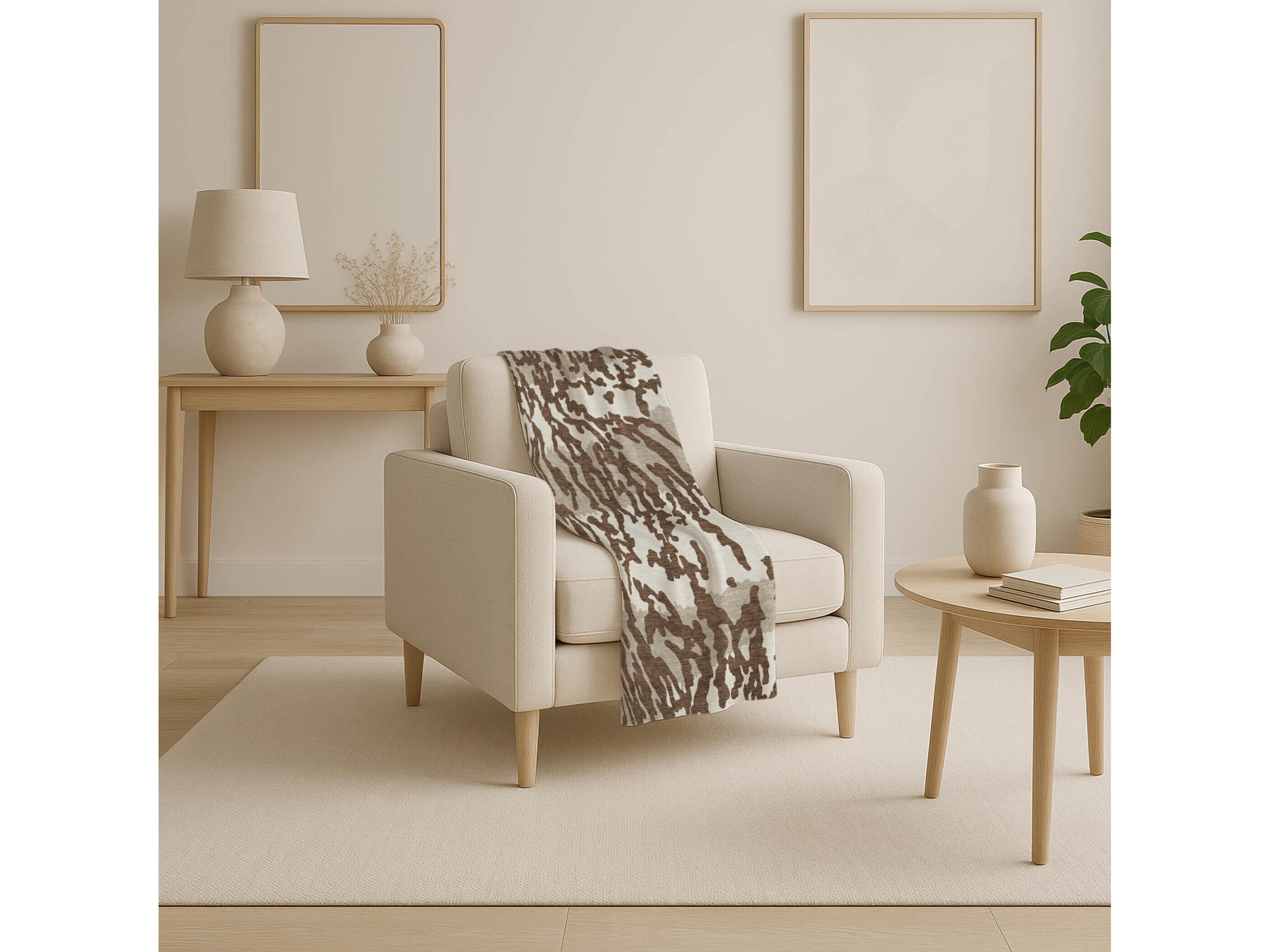 Dalyn Sherpa Brown Polyester Throw