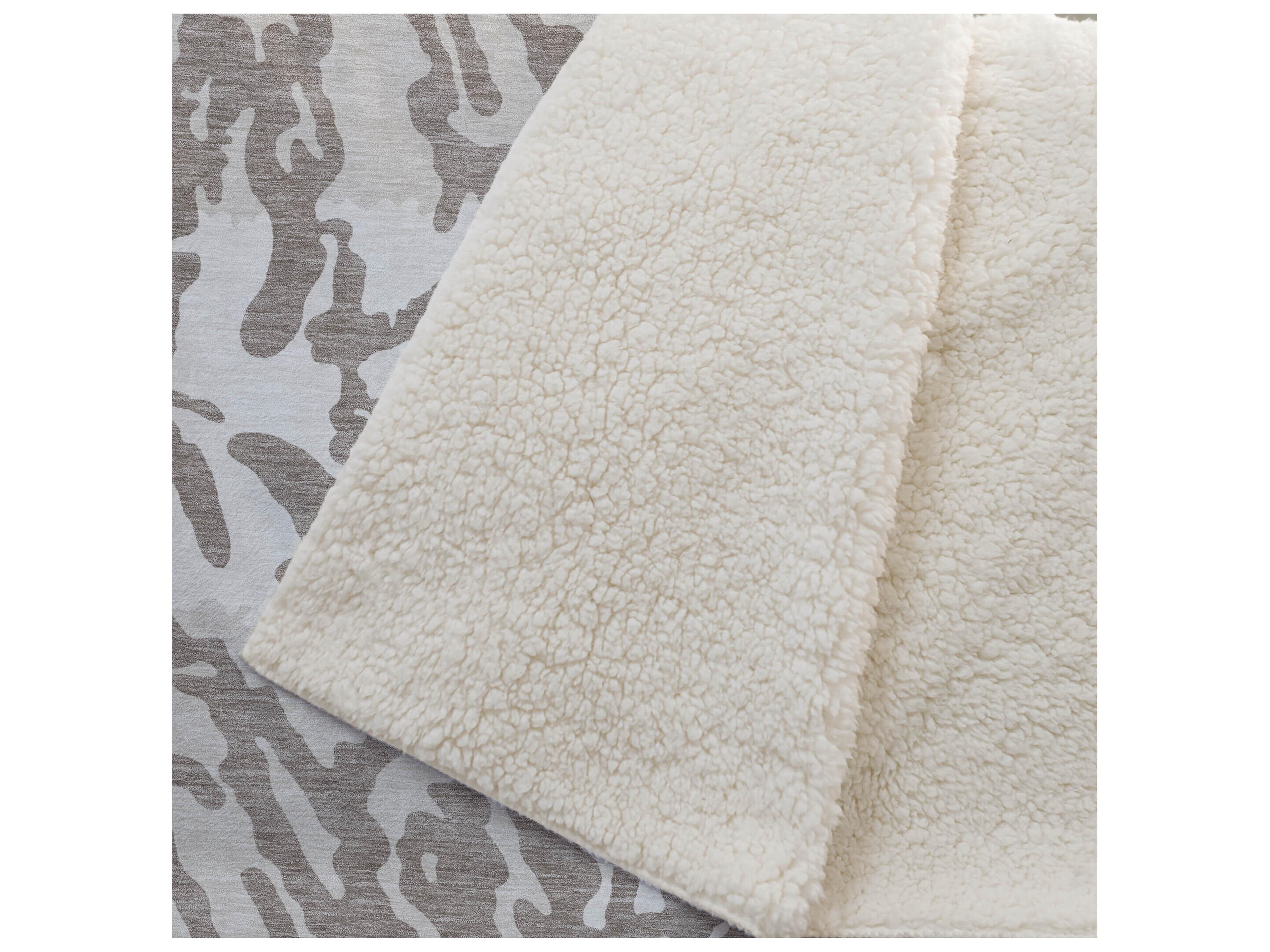 Dalyn Sherpa Brown Polyester Throw