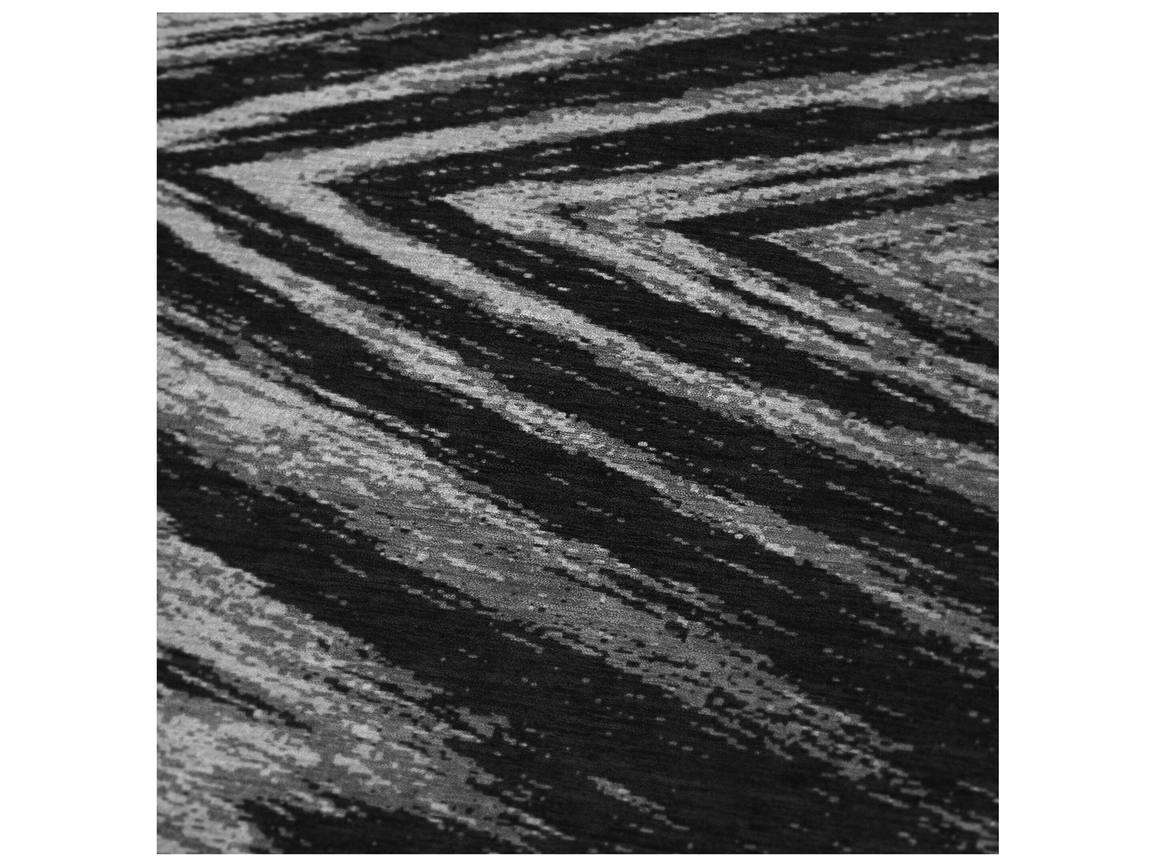 Dalyn Sherpa Black Polyester Throw