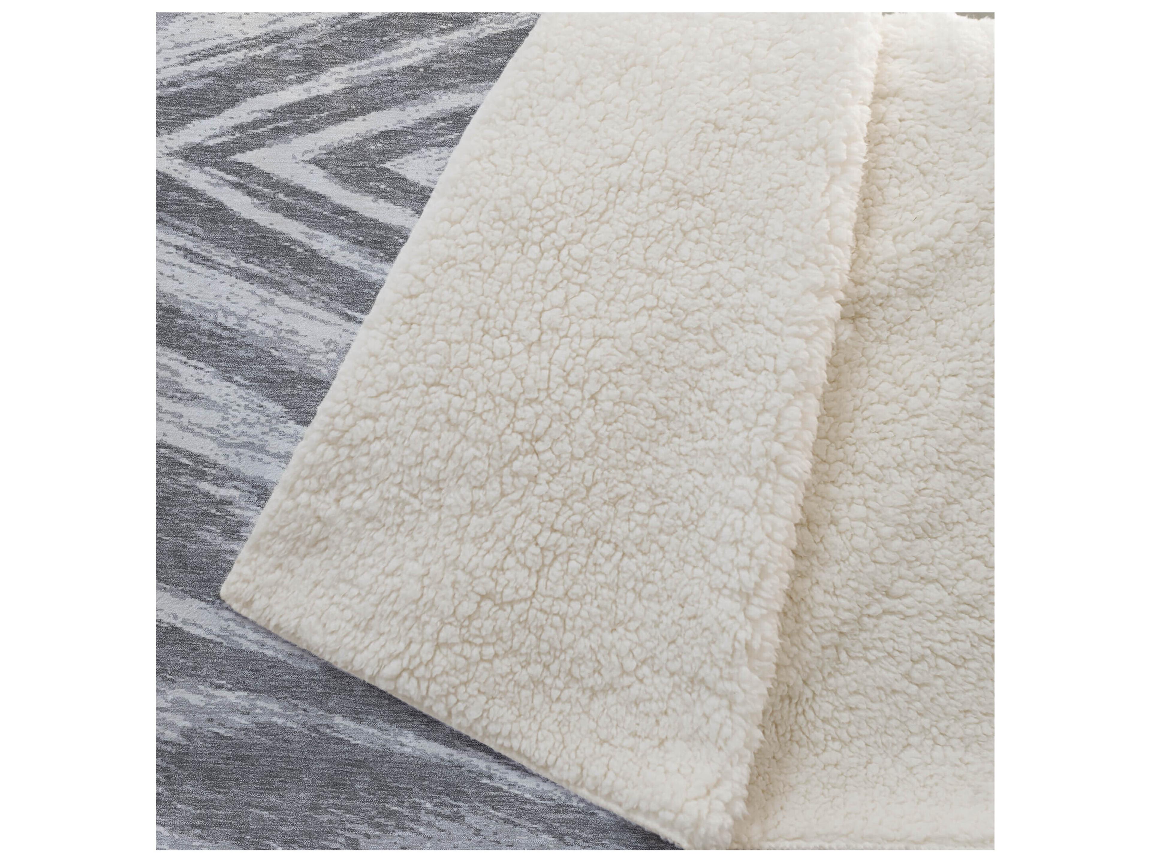 Dalyn Sherpa Gray Polyester Throw