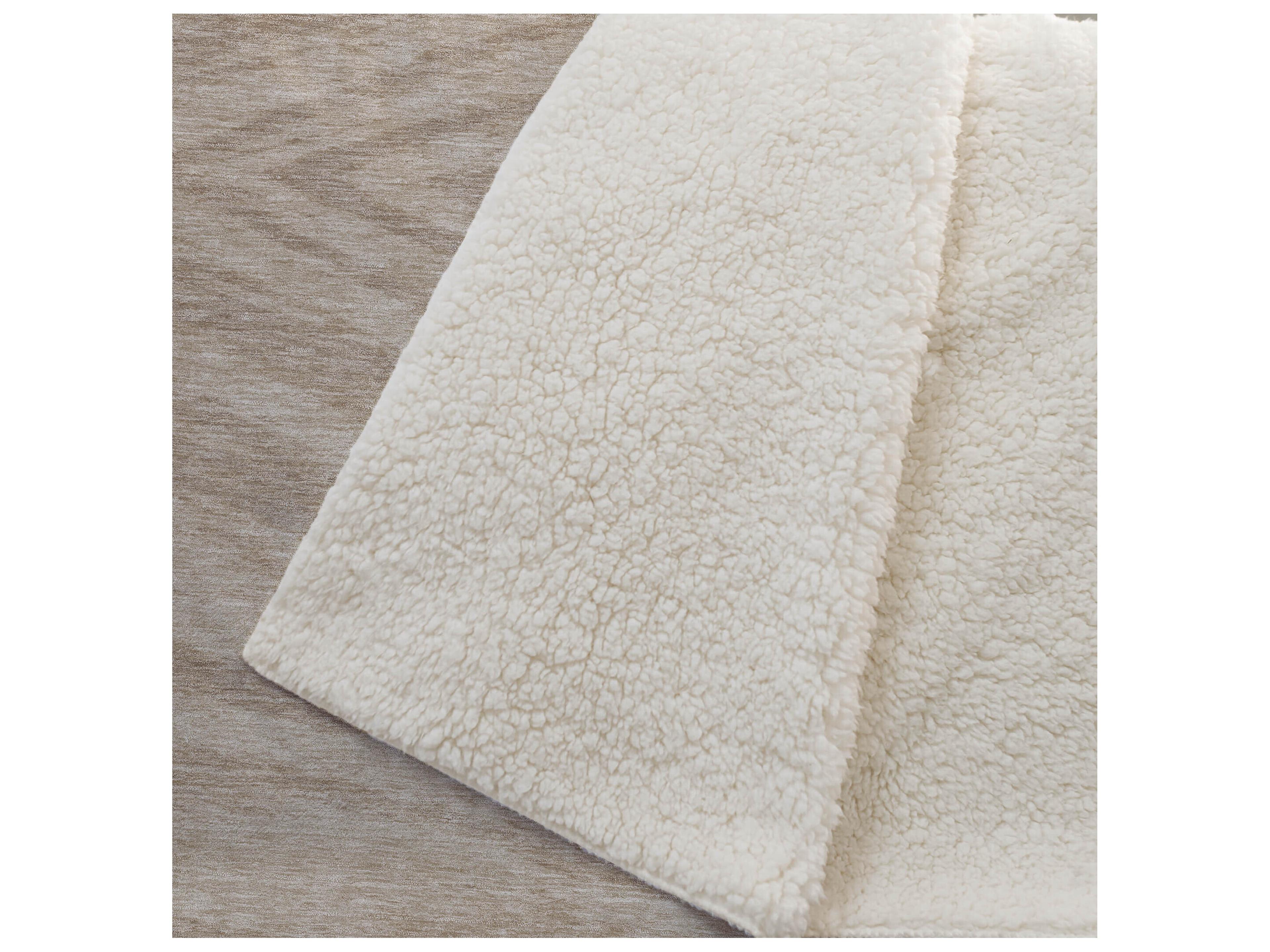 Dalyn Sherpa Brown Polyester Throw