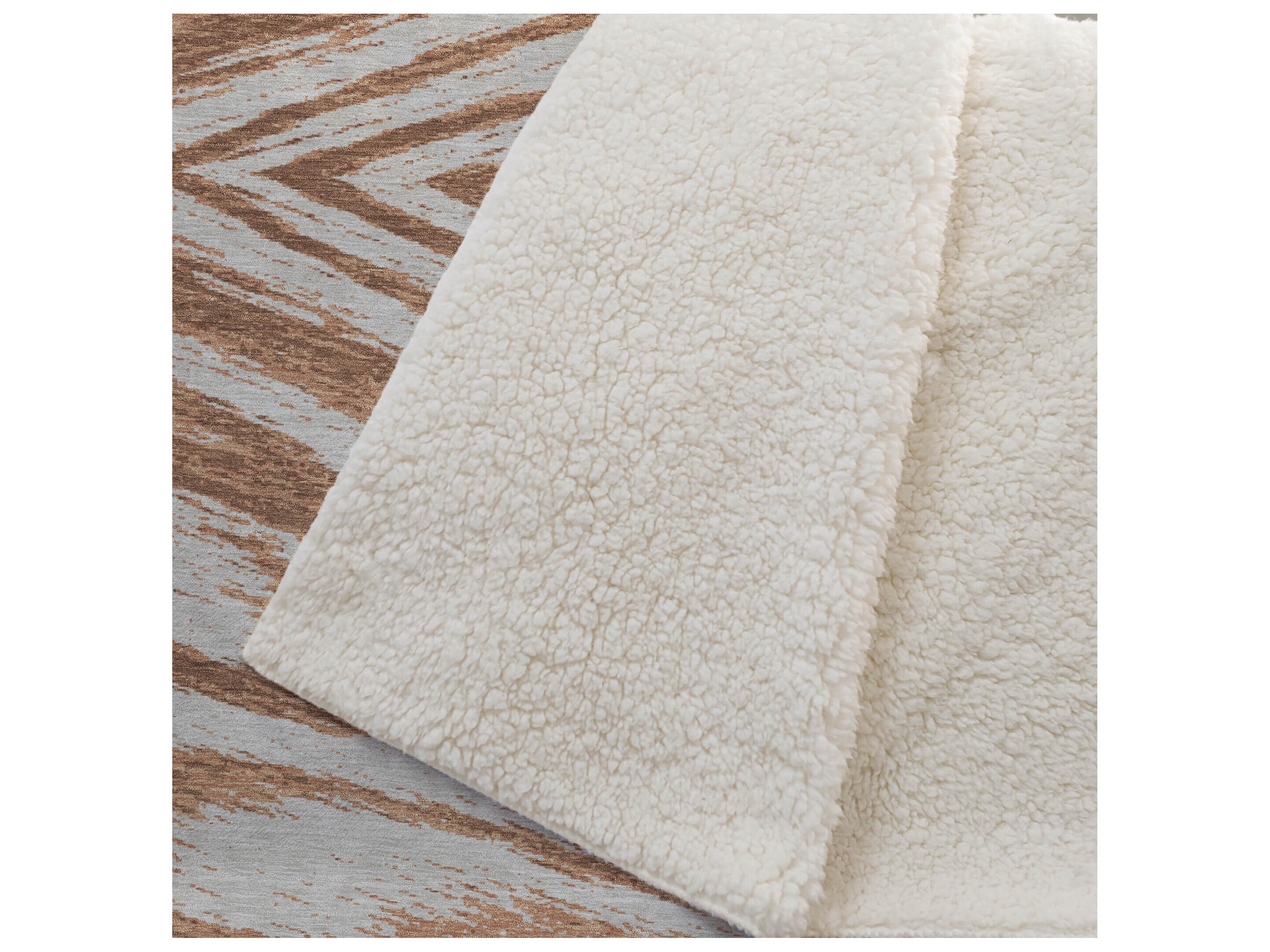 Dalyn Sherpa Orange Polyester Throw