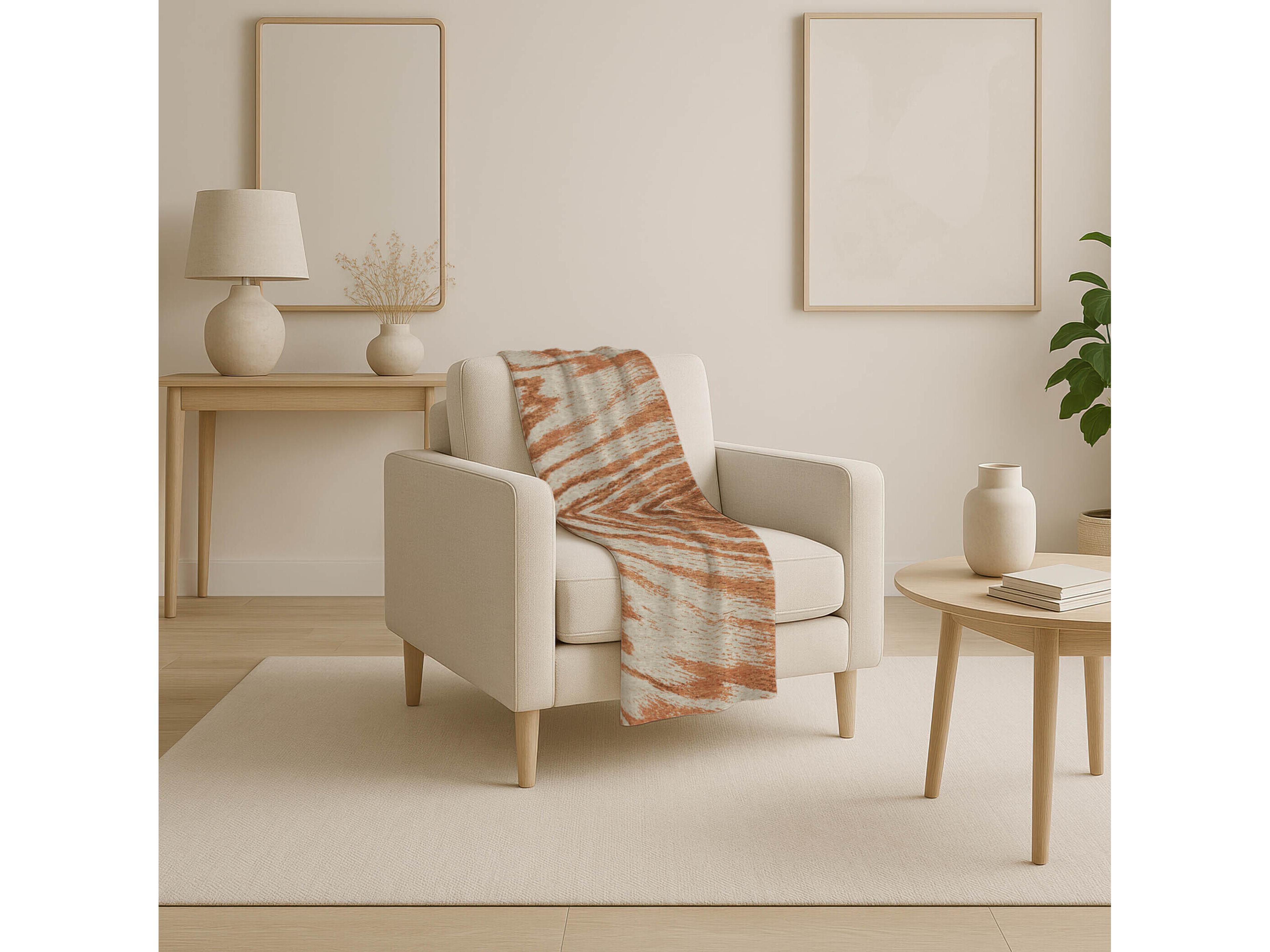 Dalyn Sherpa Orange Polyester Throw