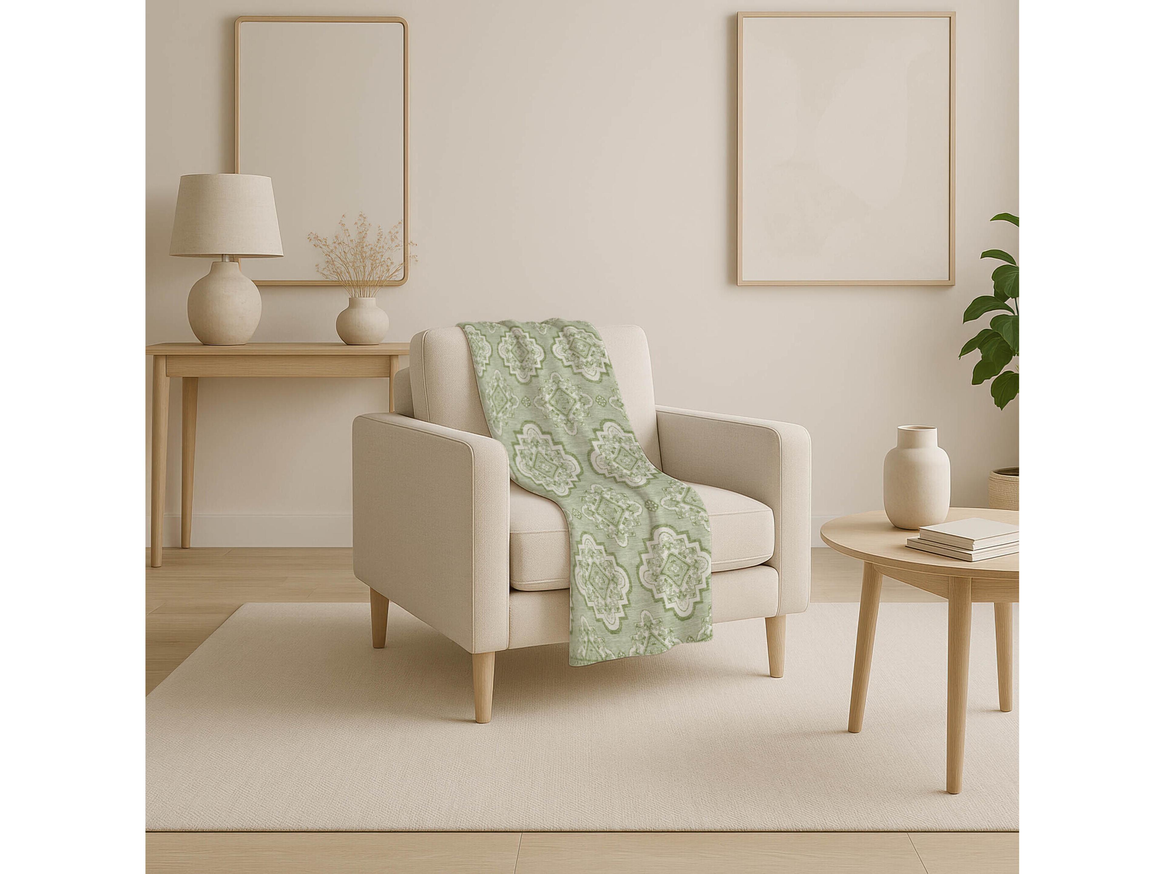 Dalyn Sherpa Green Polyester Throw