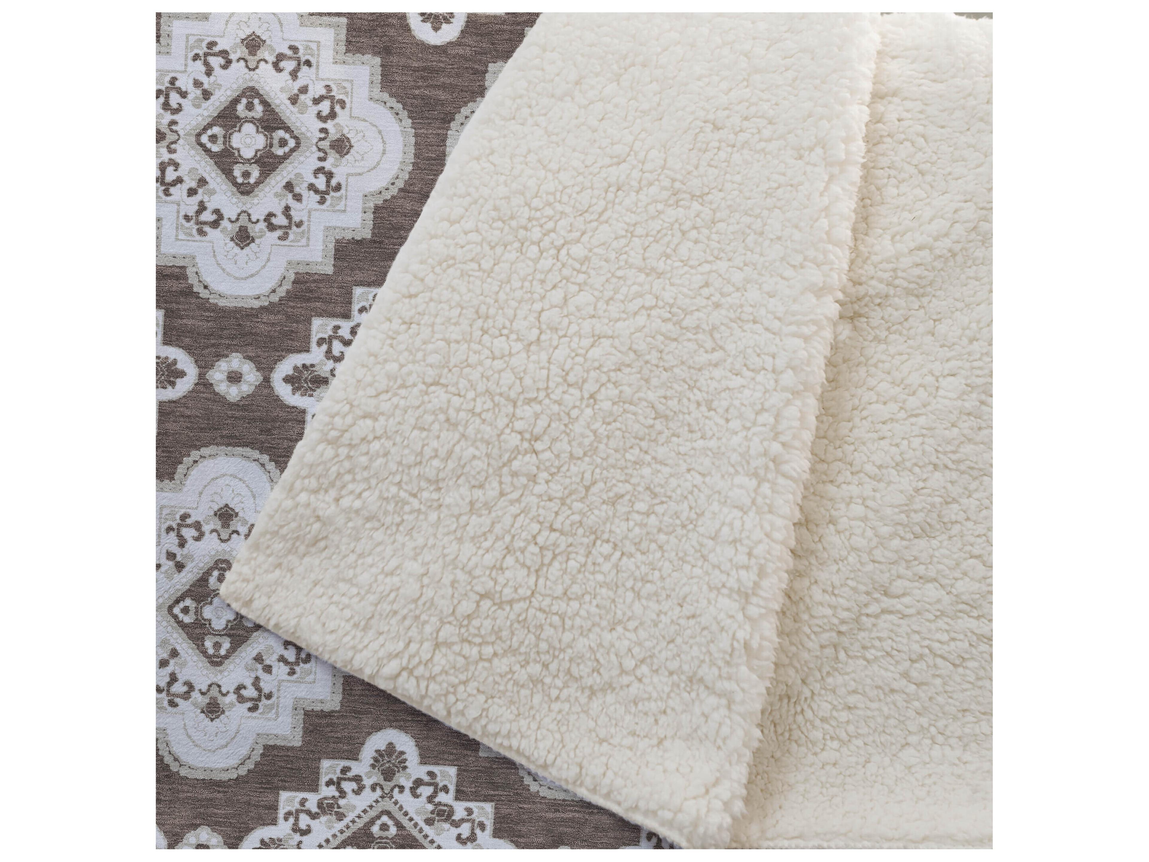 Dalyn Sherpa Brown Polyester Throw