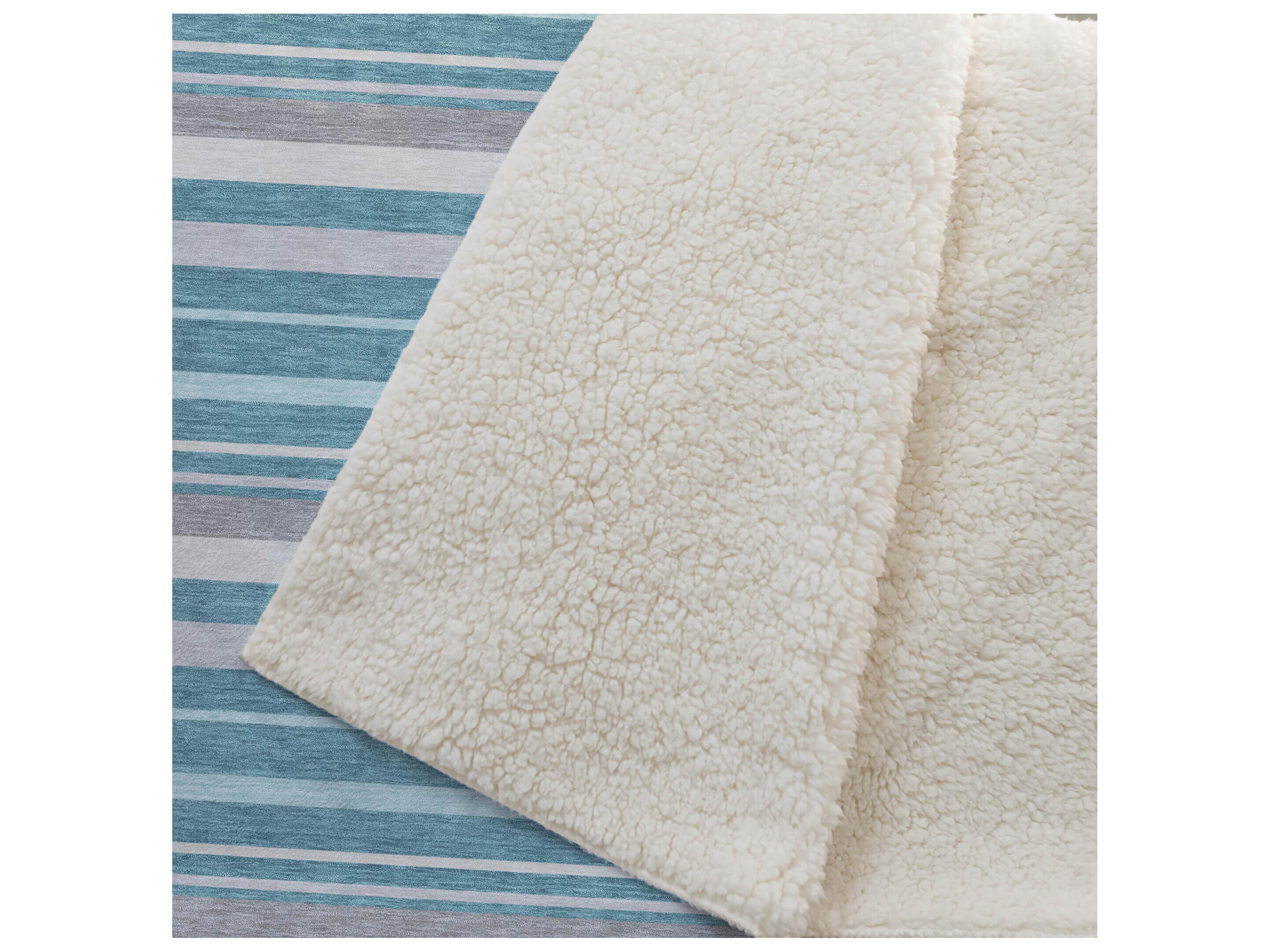 Dalyn Sherpa Teal Polyester Throw