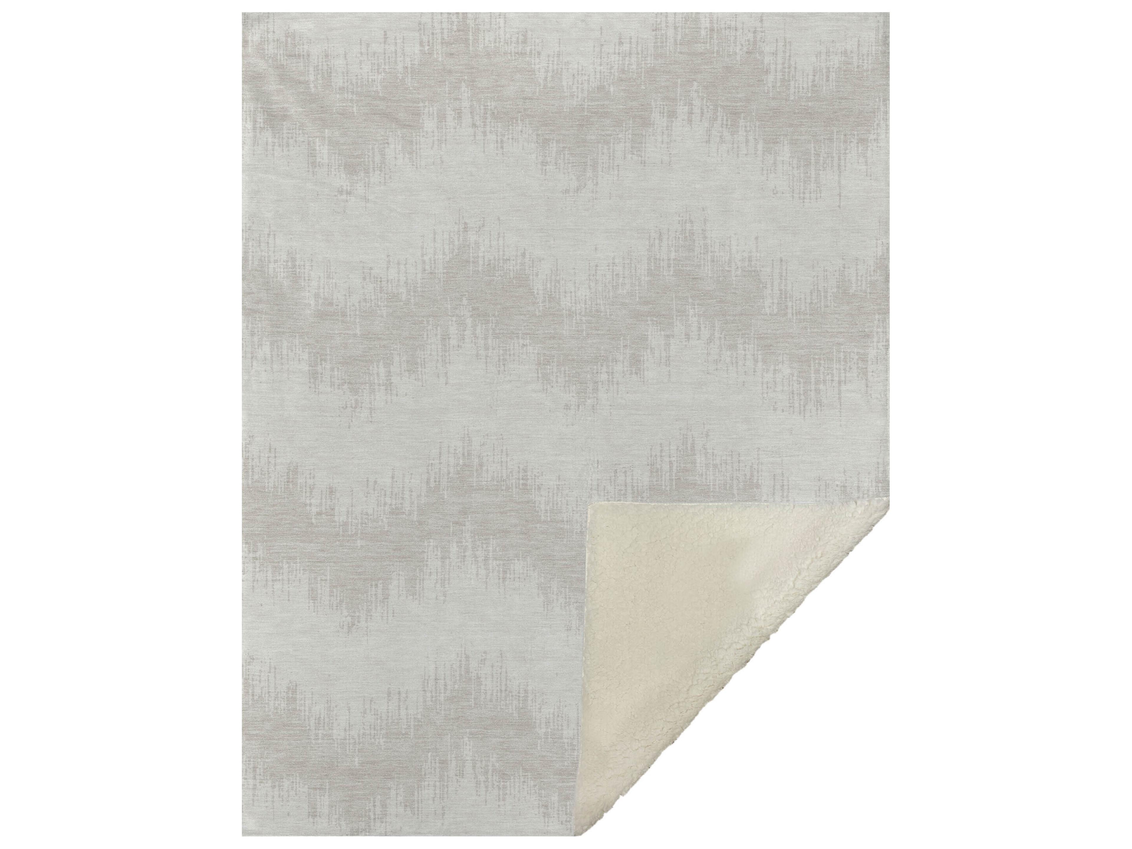 Dalyn Sherpa Ivory Polyester Throw