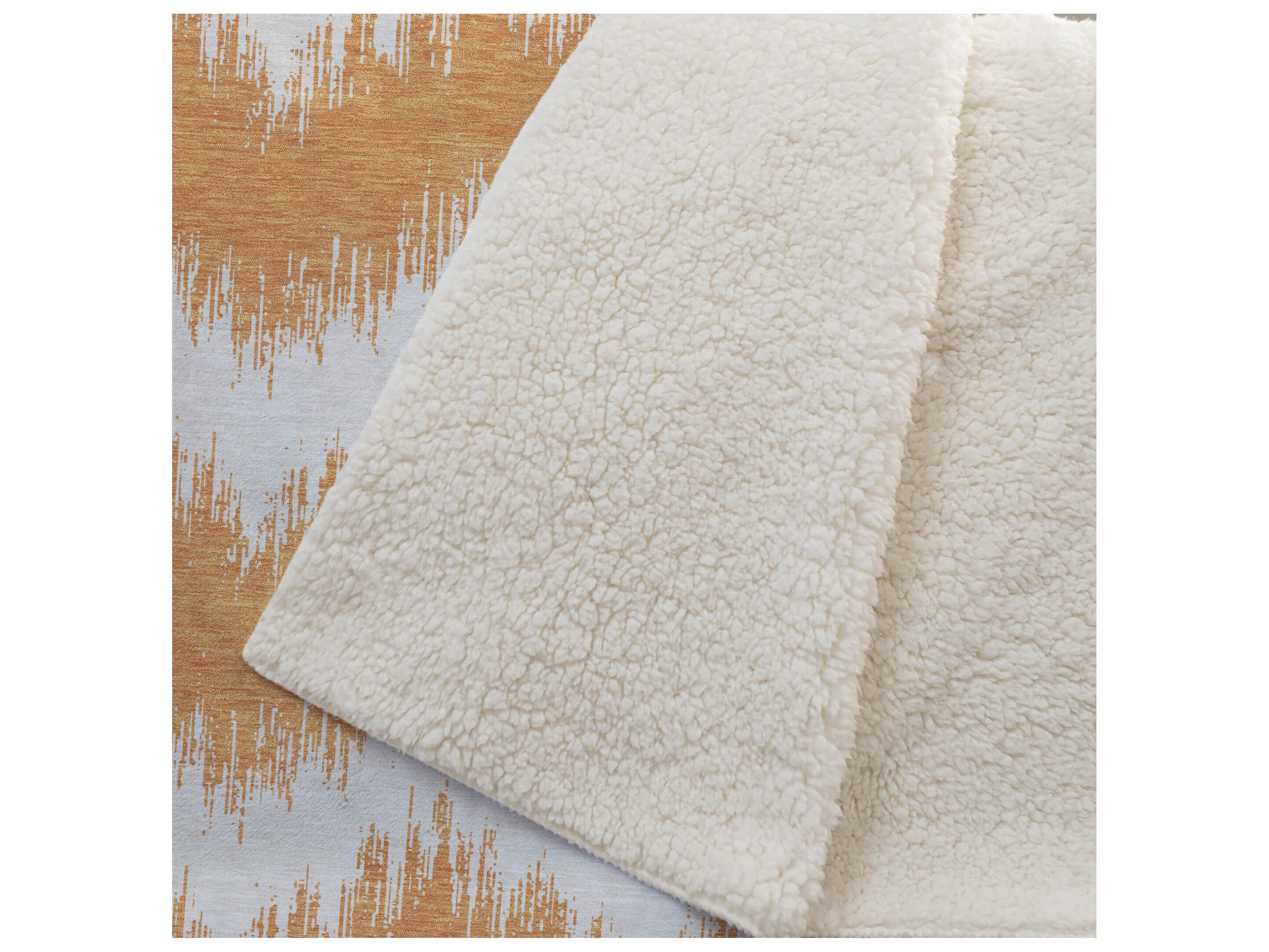 Dalyn Sherpa Orange Polyester Throw