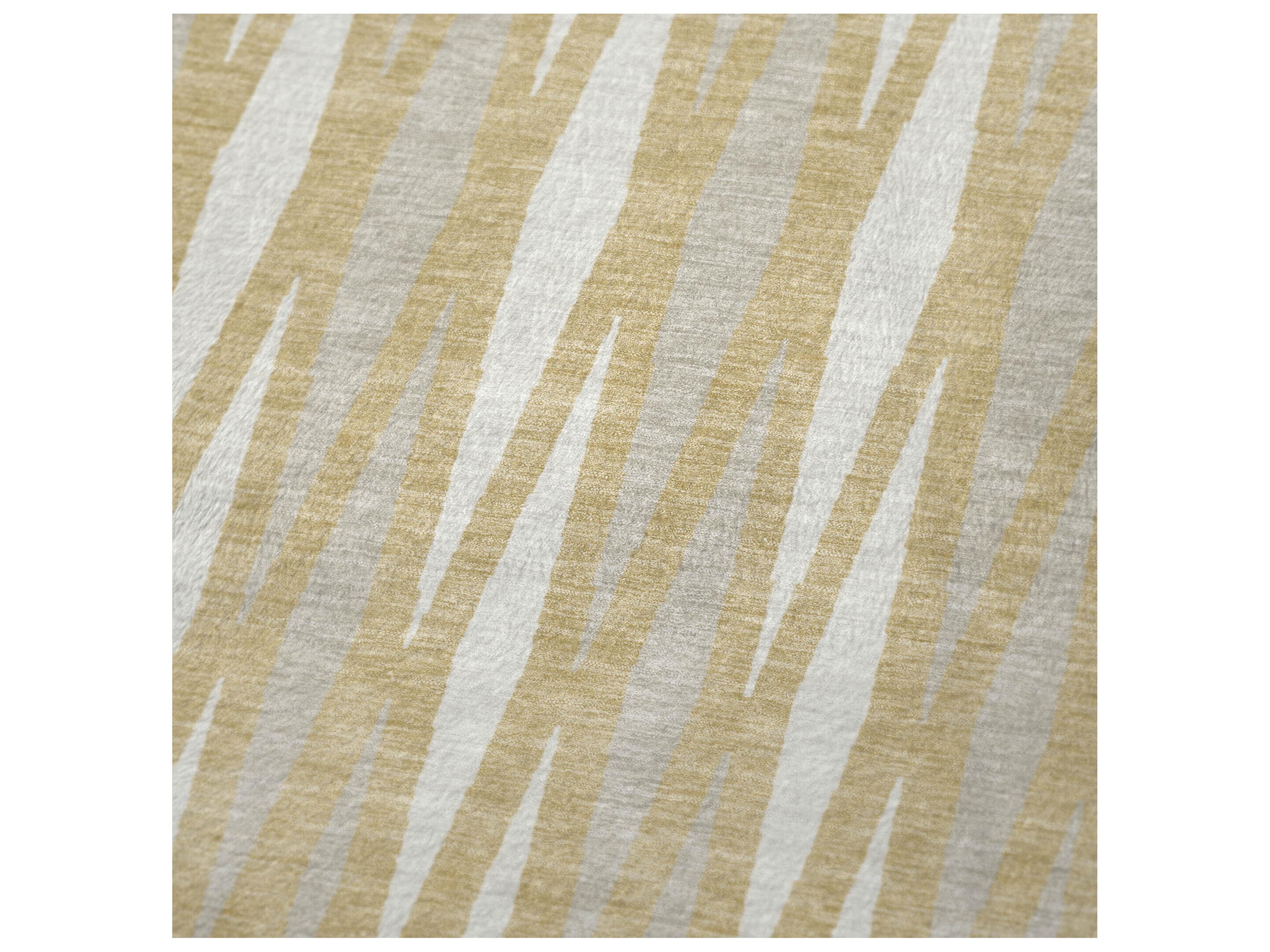 Dalyn Sherpa Gold Polyester Throw