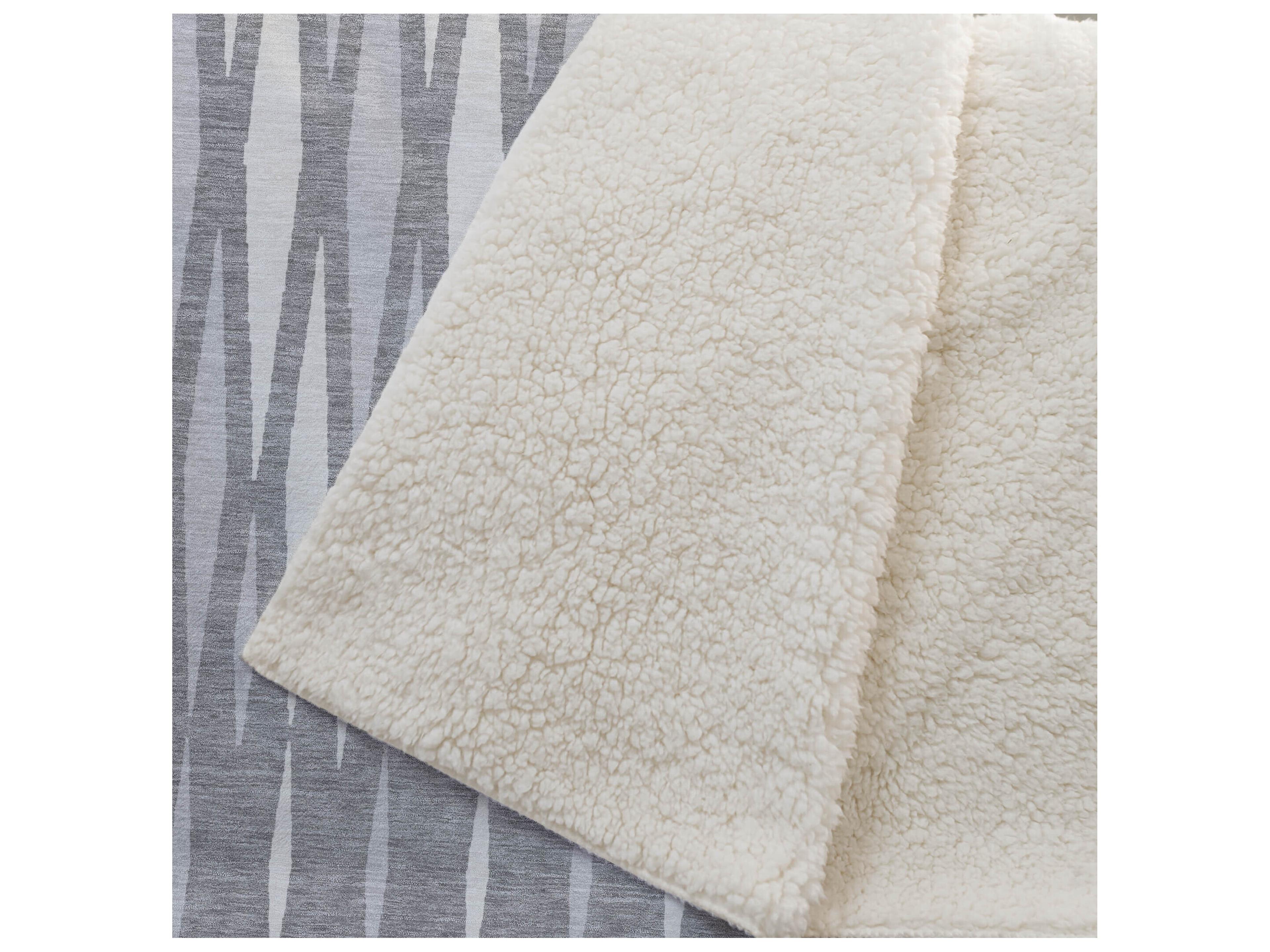 Dalyn Sherpa Gray Polyester Throw