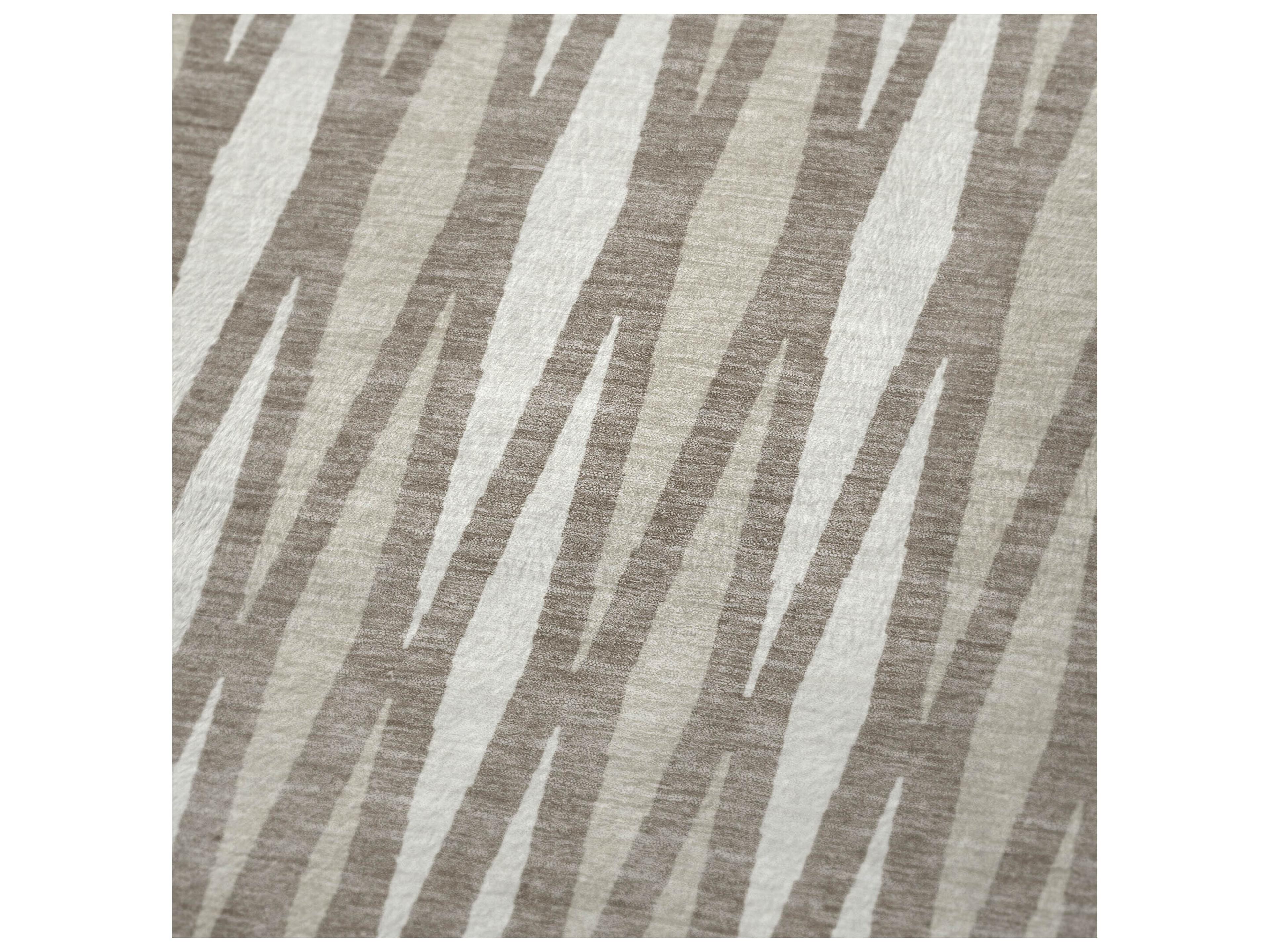 Dalyn Sherpa Brown Polyester Throw