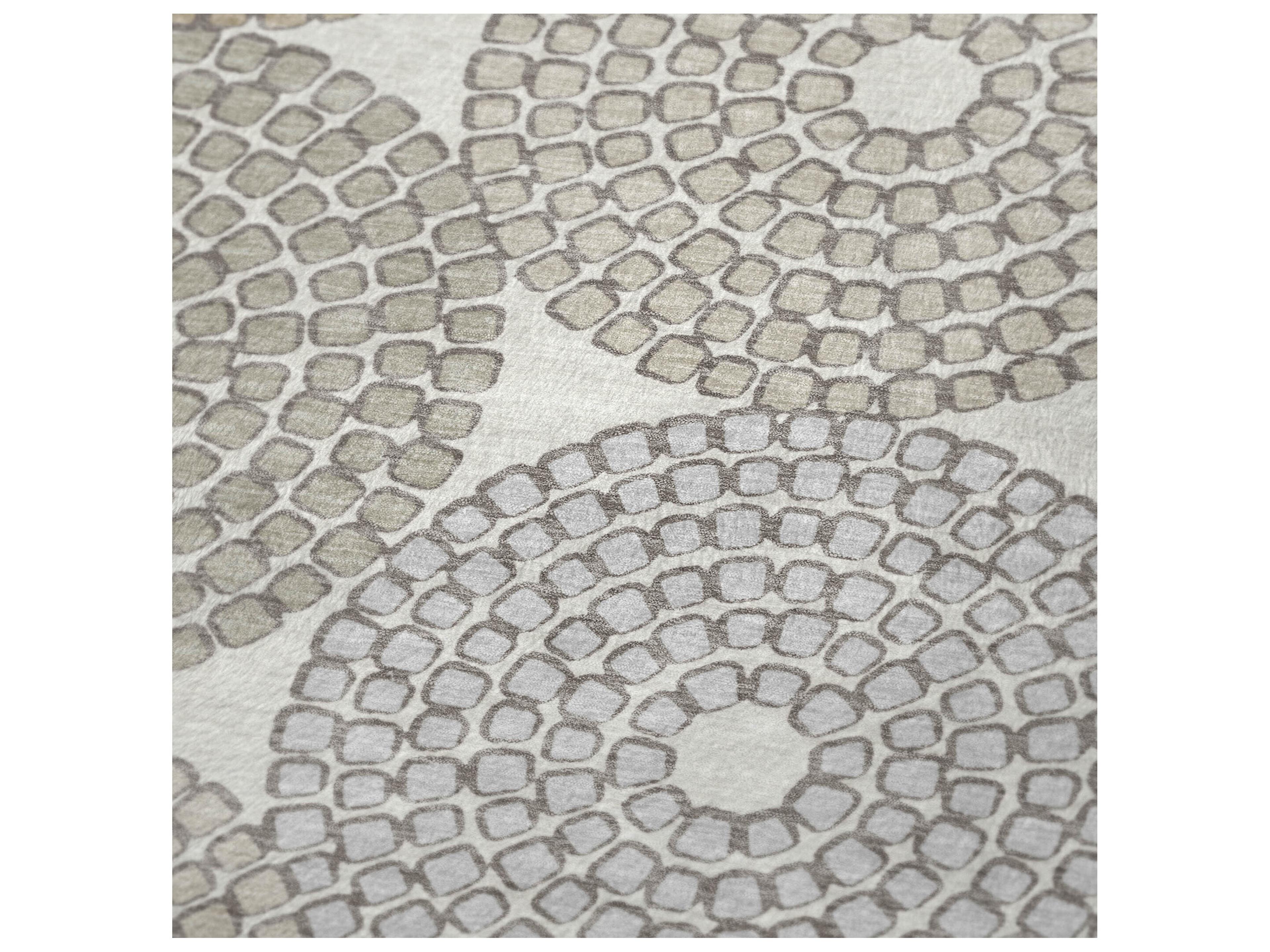 Dalyn Sherpa Ivory Polyester Throw