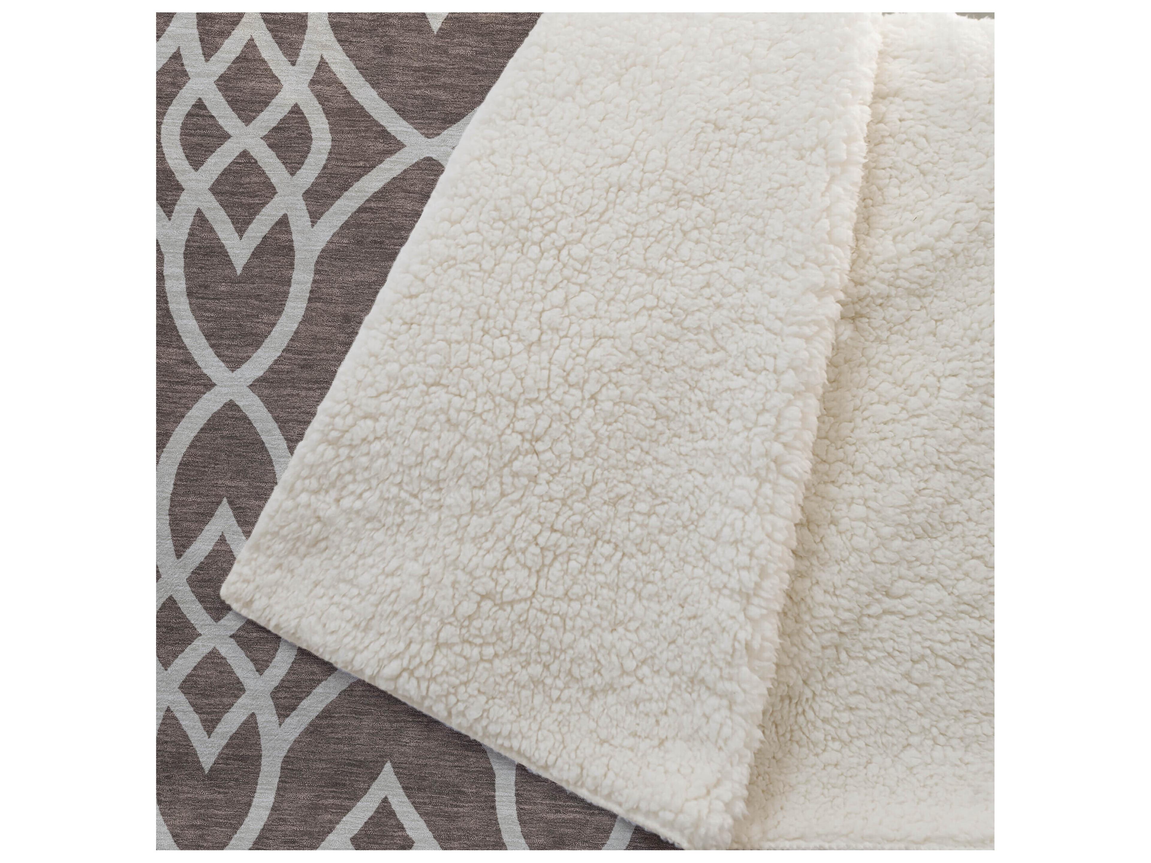Dalyn Sherpa Brown Polyester Throw
