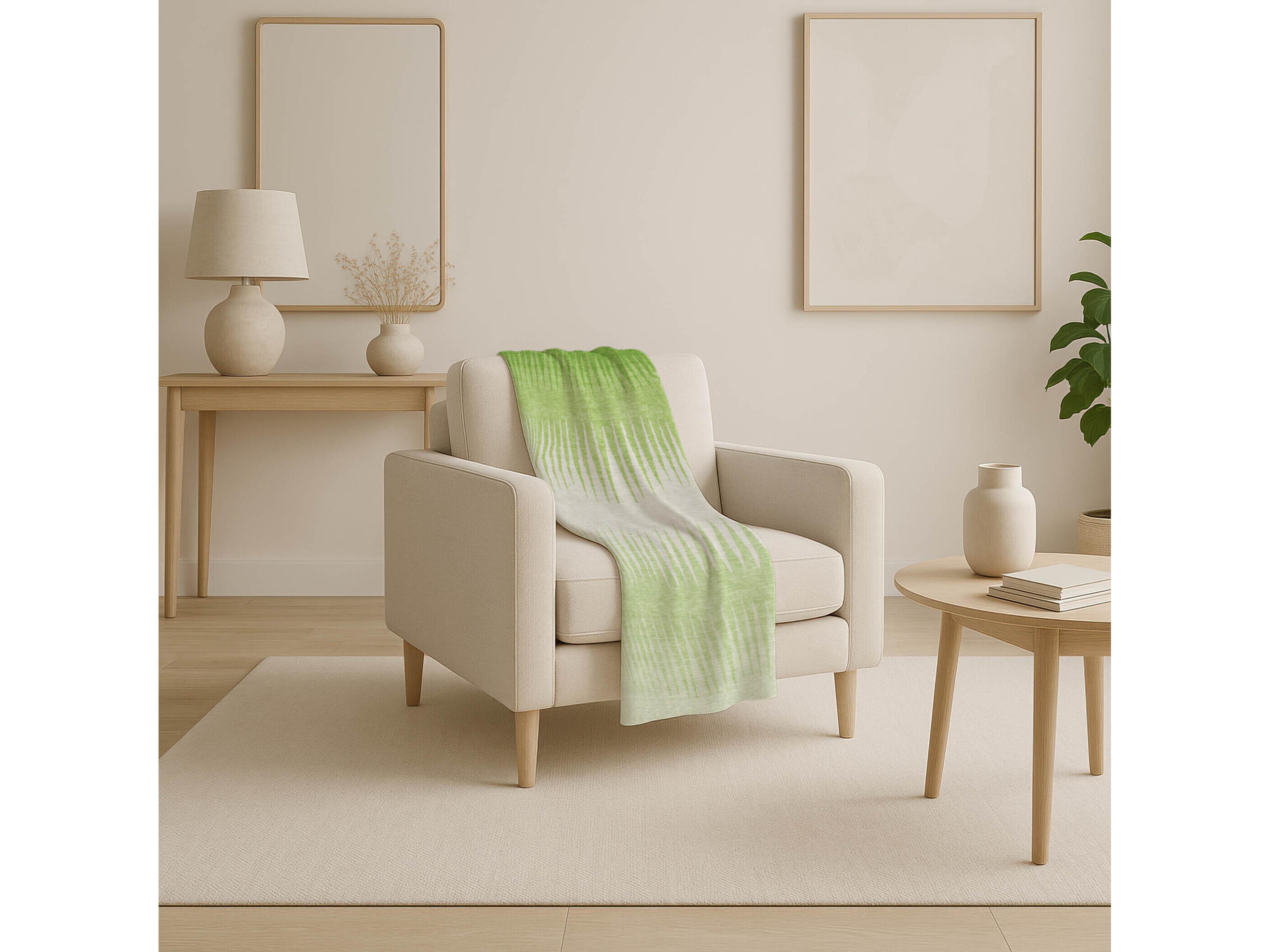 Dalyn Sherpa Green Polyester Throw