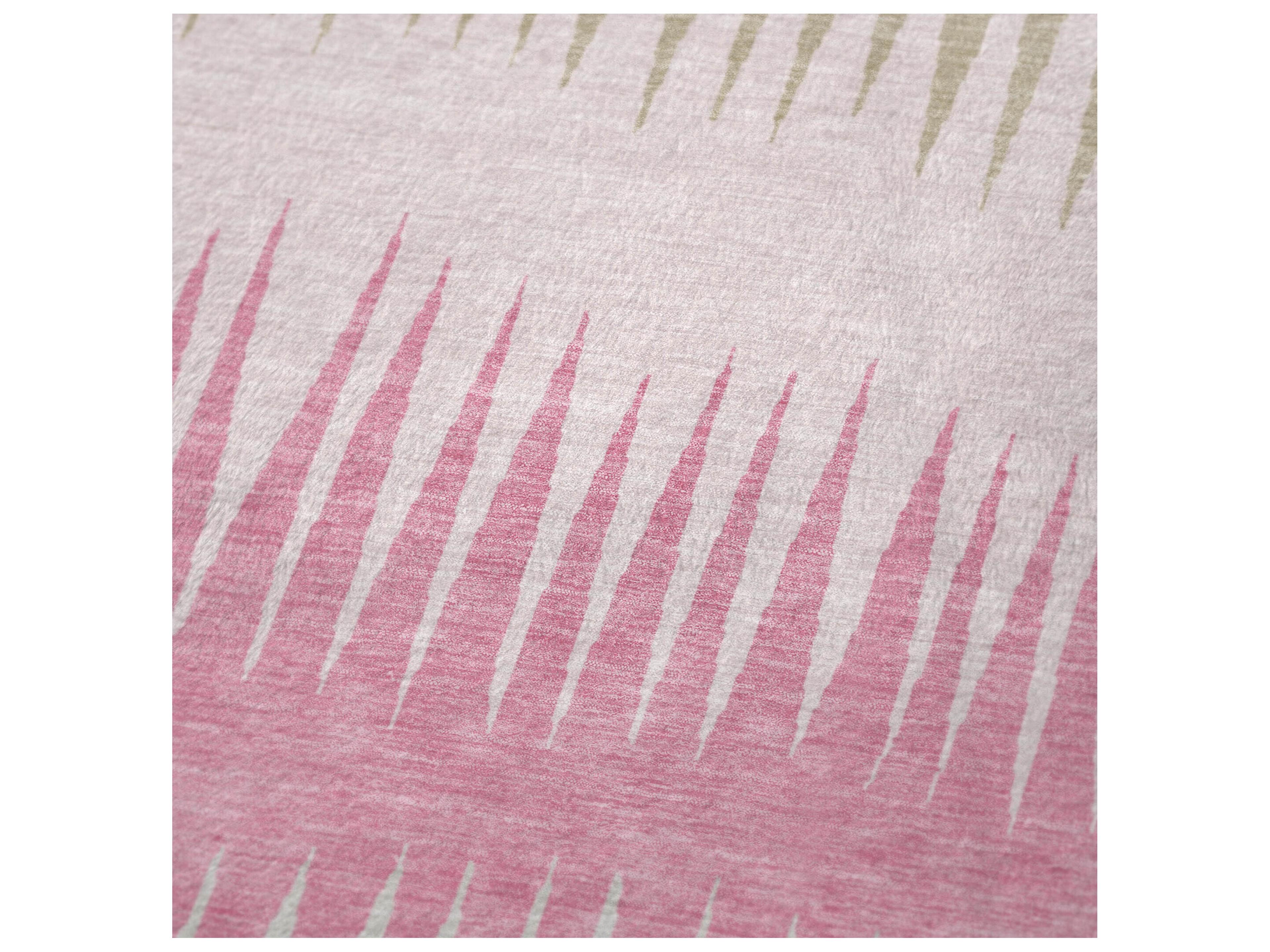 Dalyn Sherpa Pink Polyester Throw