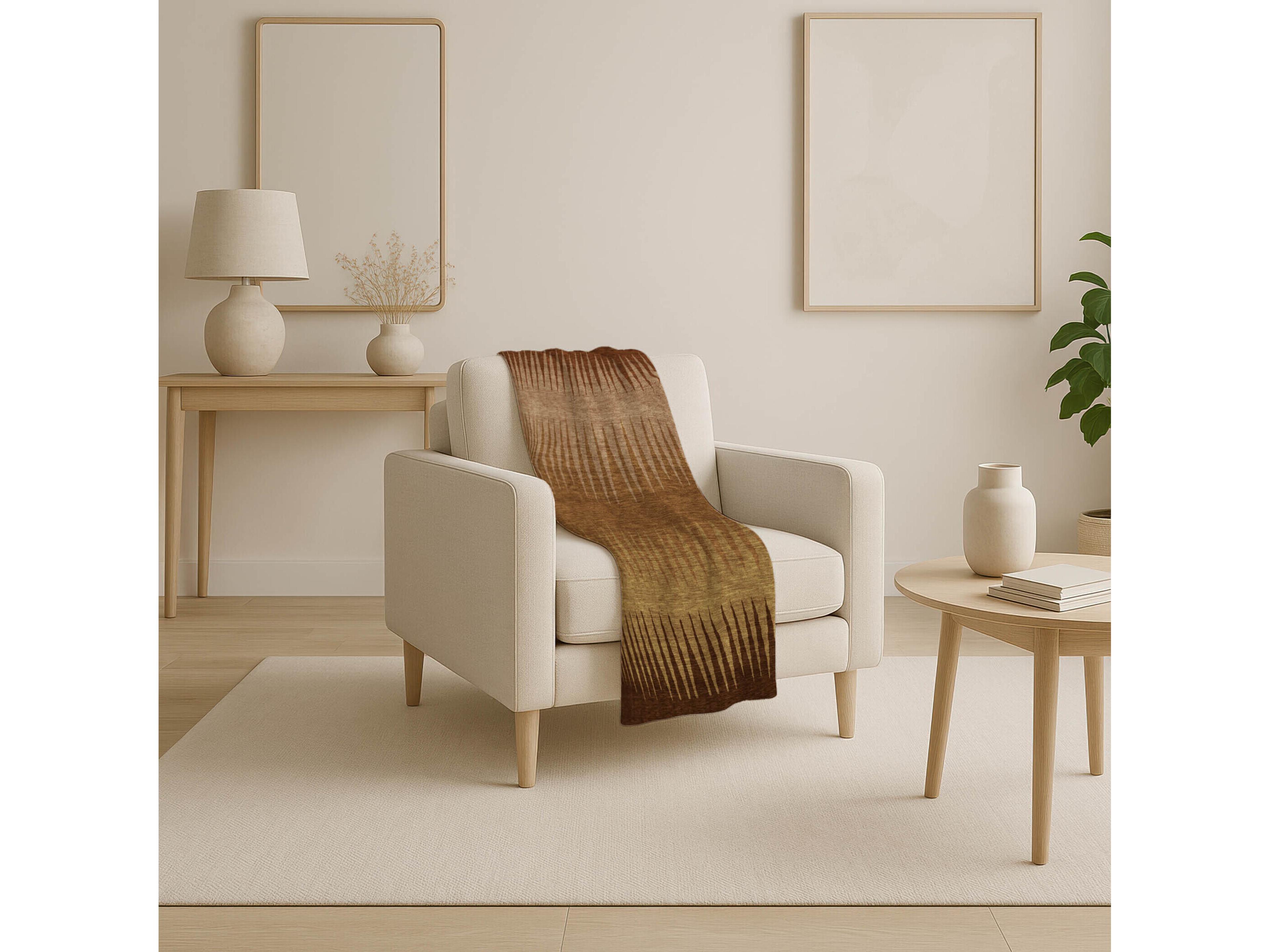 Dalyn Sherpa Orange Polyester Throw