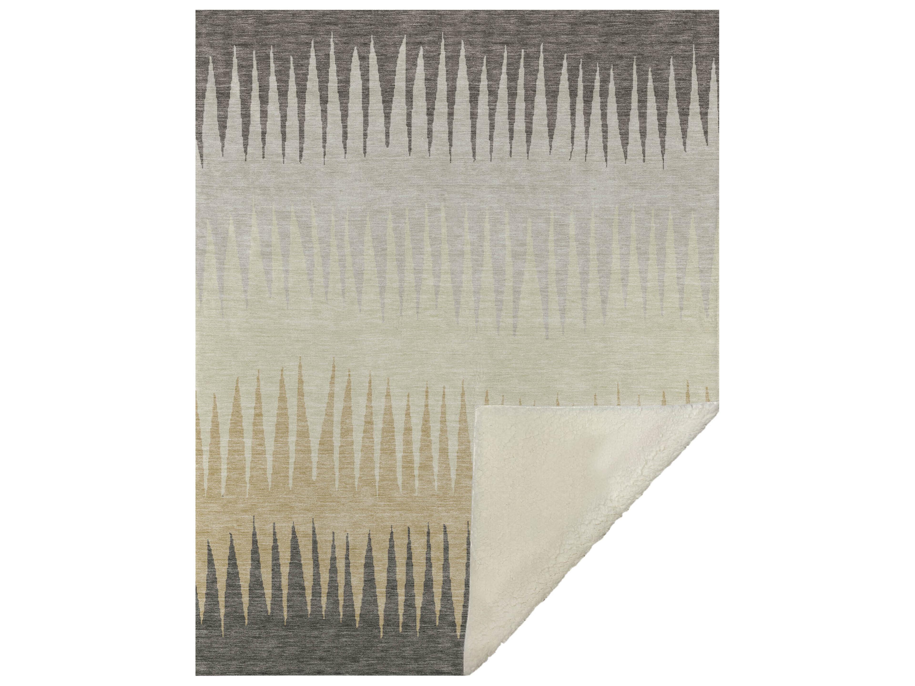 Dalyn Sherpa Brown Polyester Throw