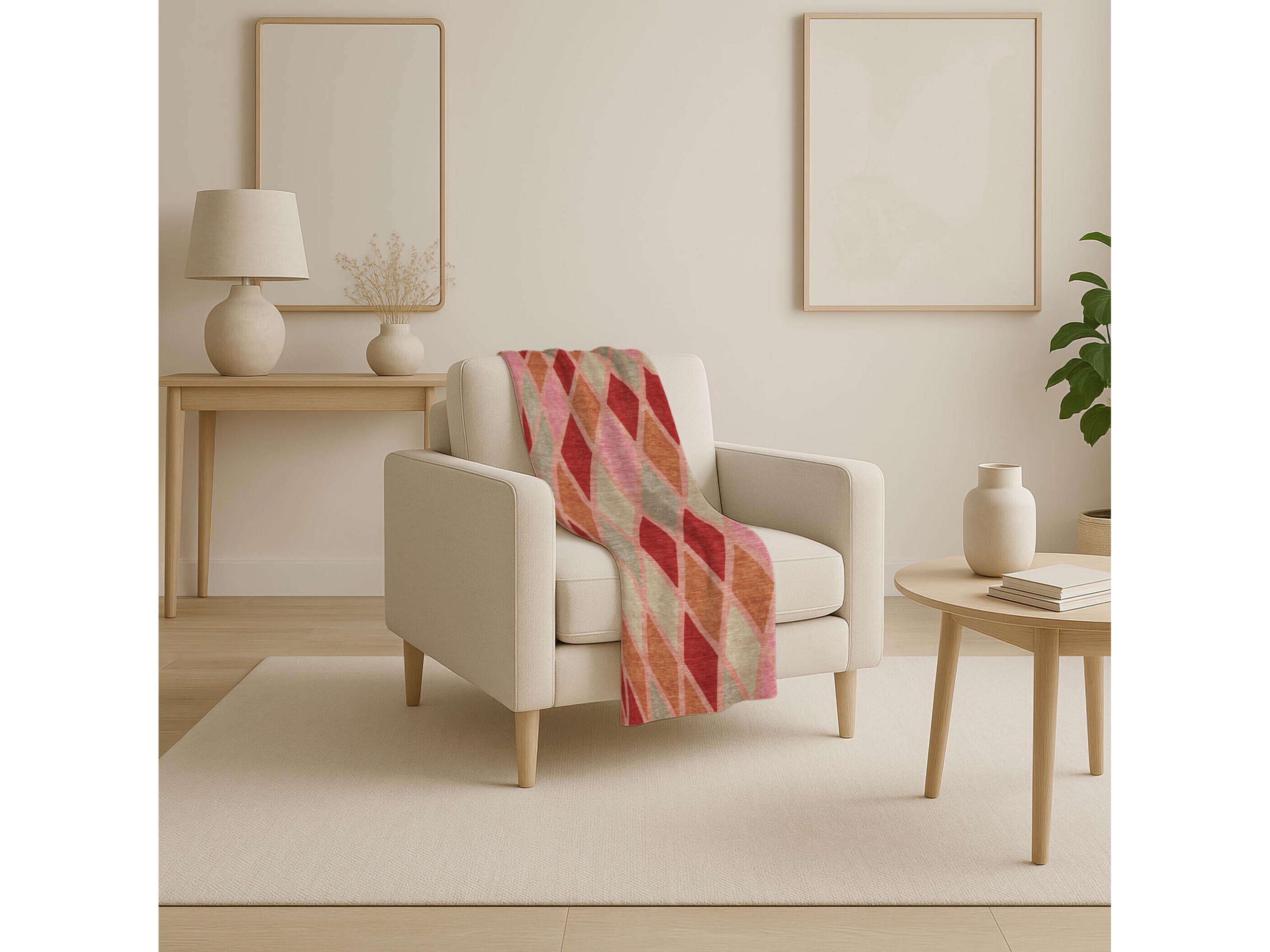 Dalyn Sherpa Pink Polyester Throw