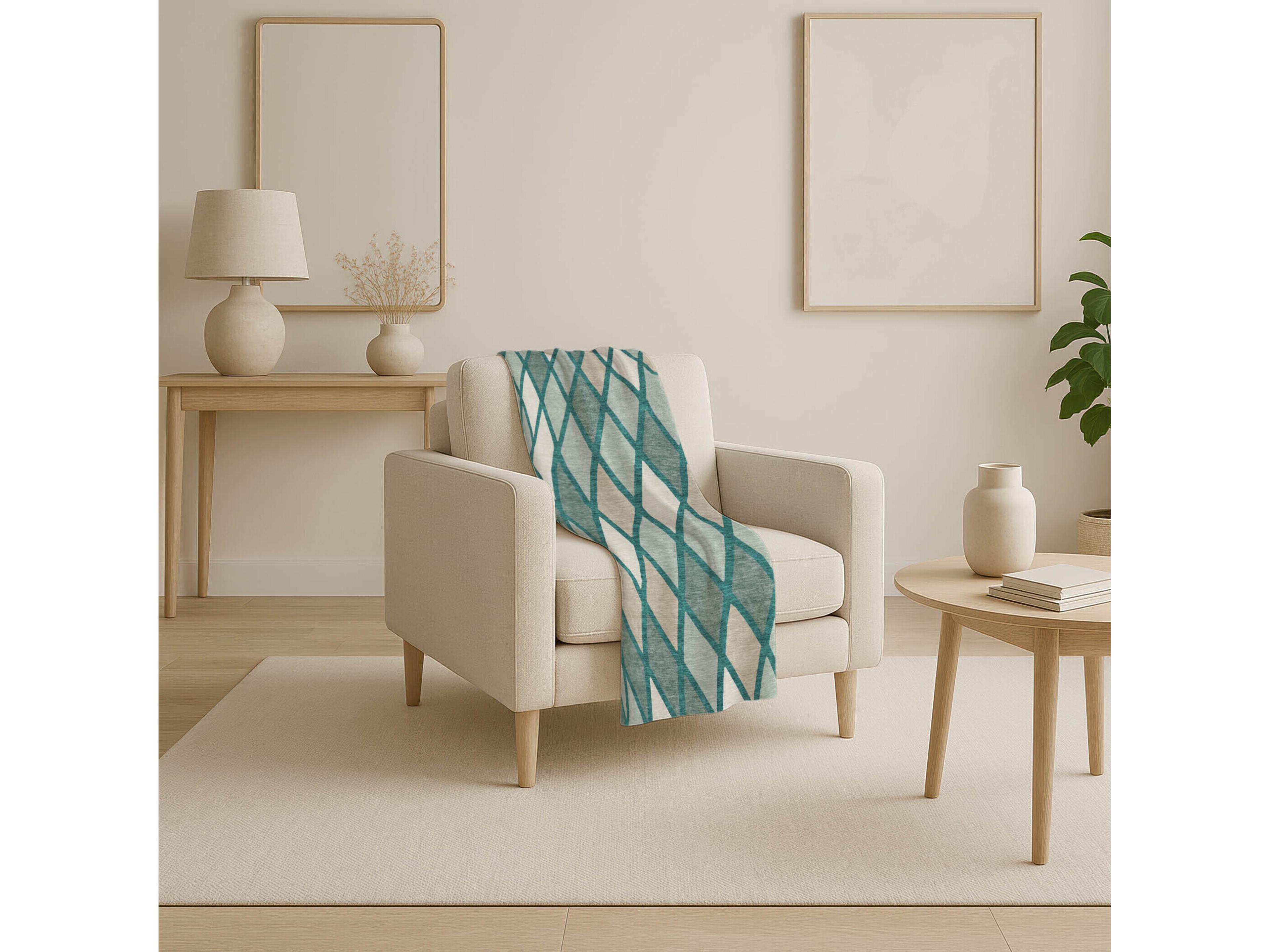 Dalyn Sherpa Teal Polyester Throw