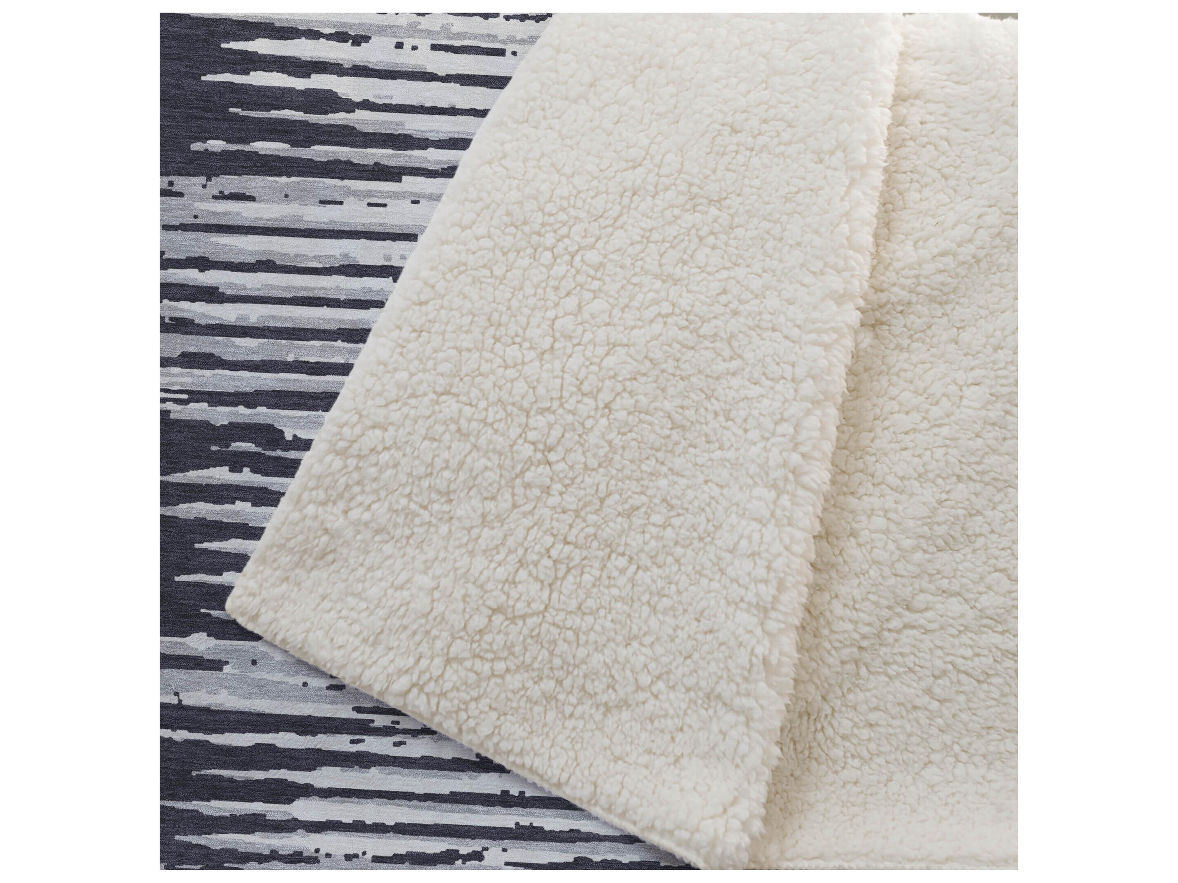 Dalyn Sherpa Black Polyester Throw