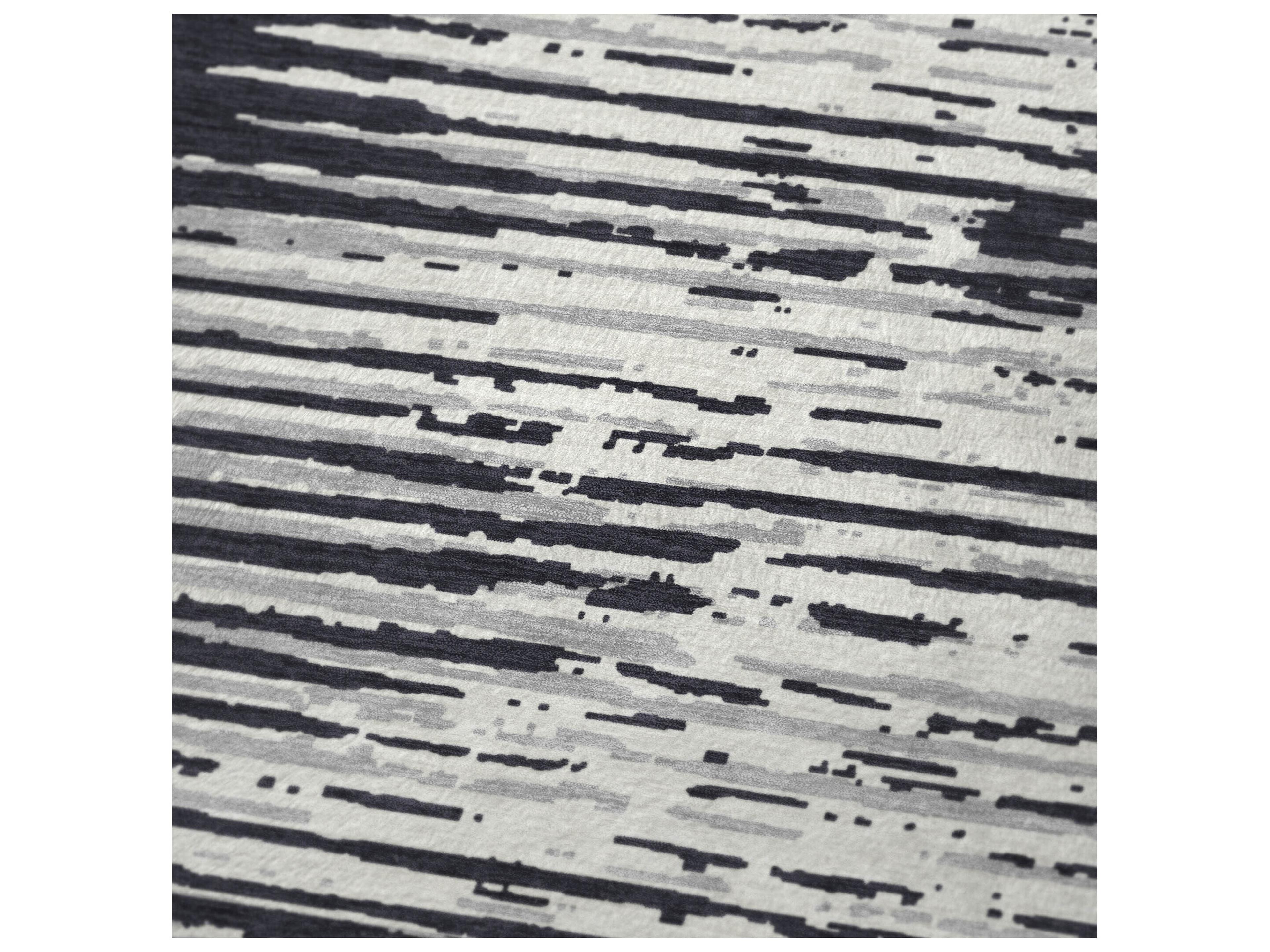 Dalyn Sherpa Black Polyester Throw