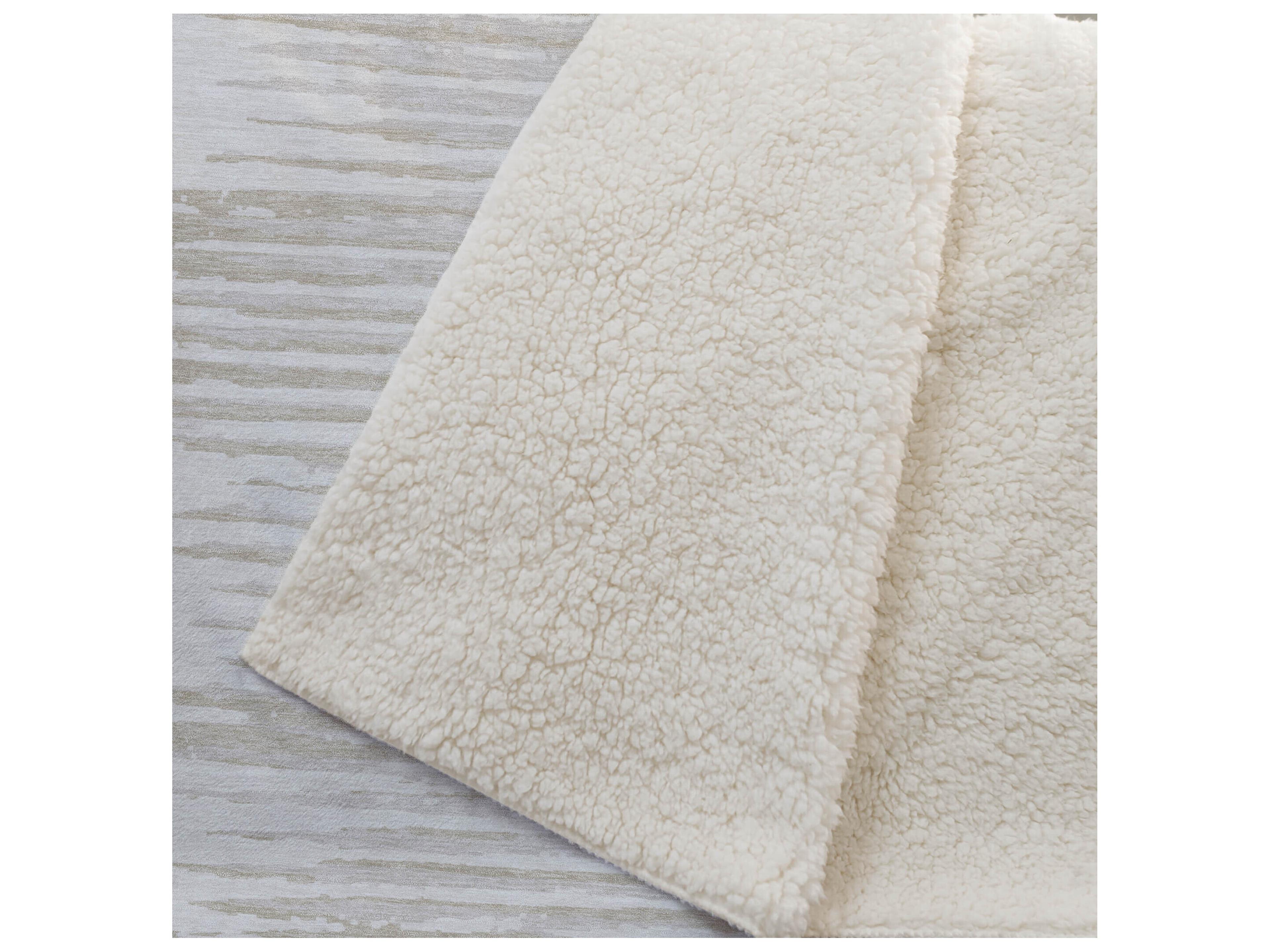 Dalyn Sherpa Ivory Polyester Throw