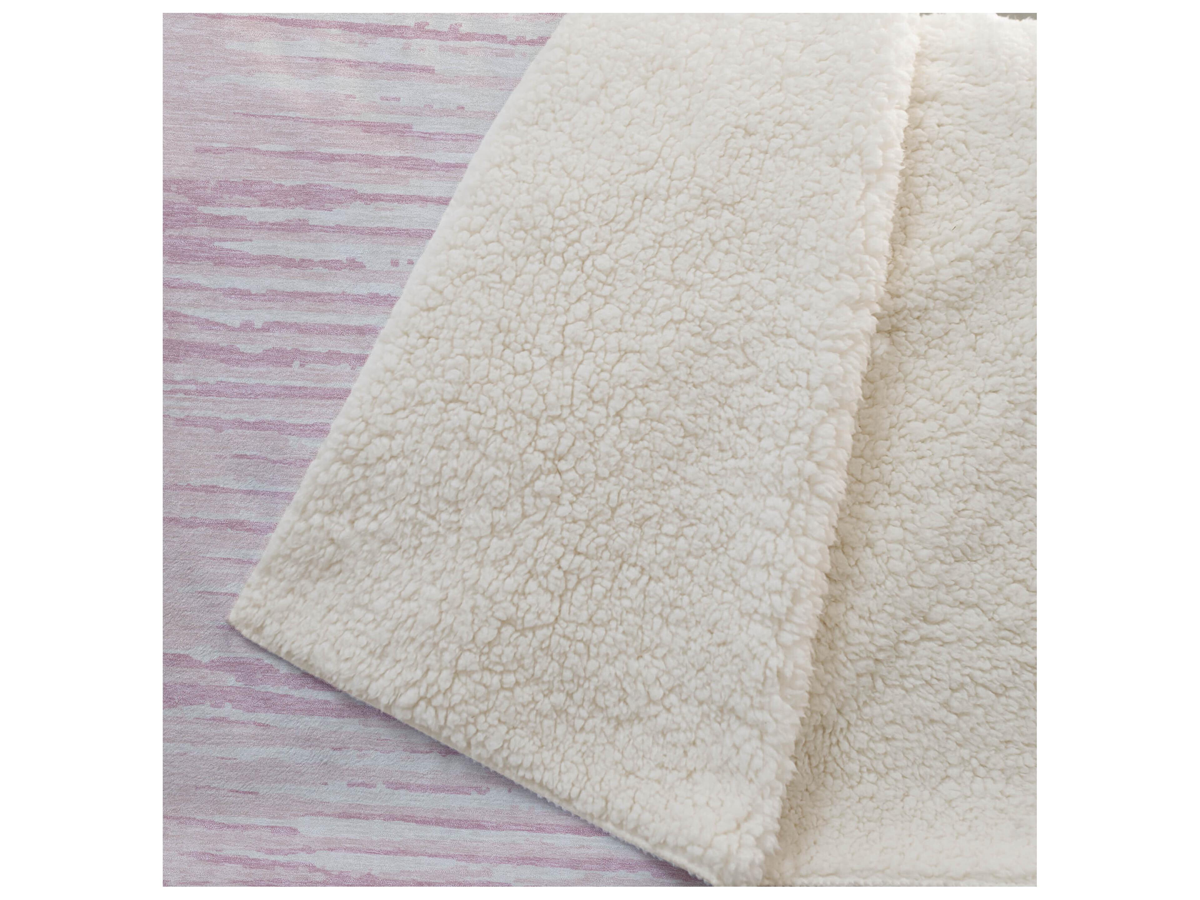 Dalyn Sherpa Pink Polyester Throw