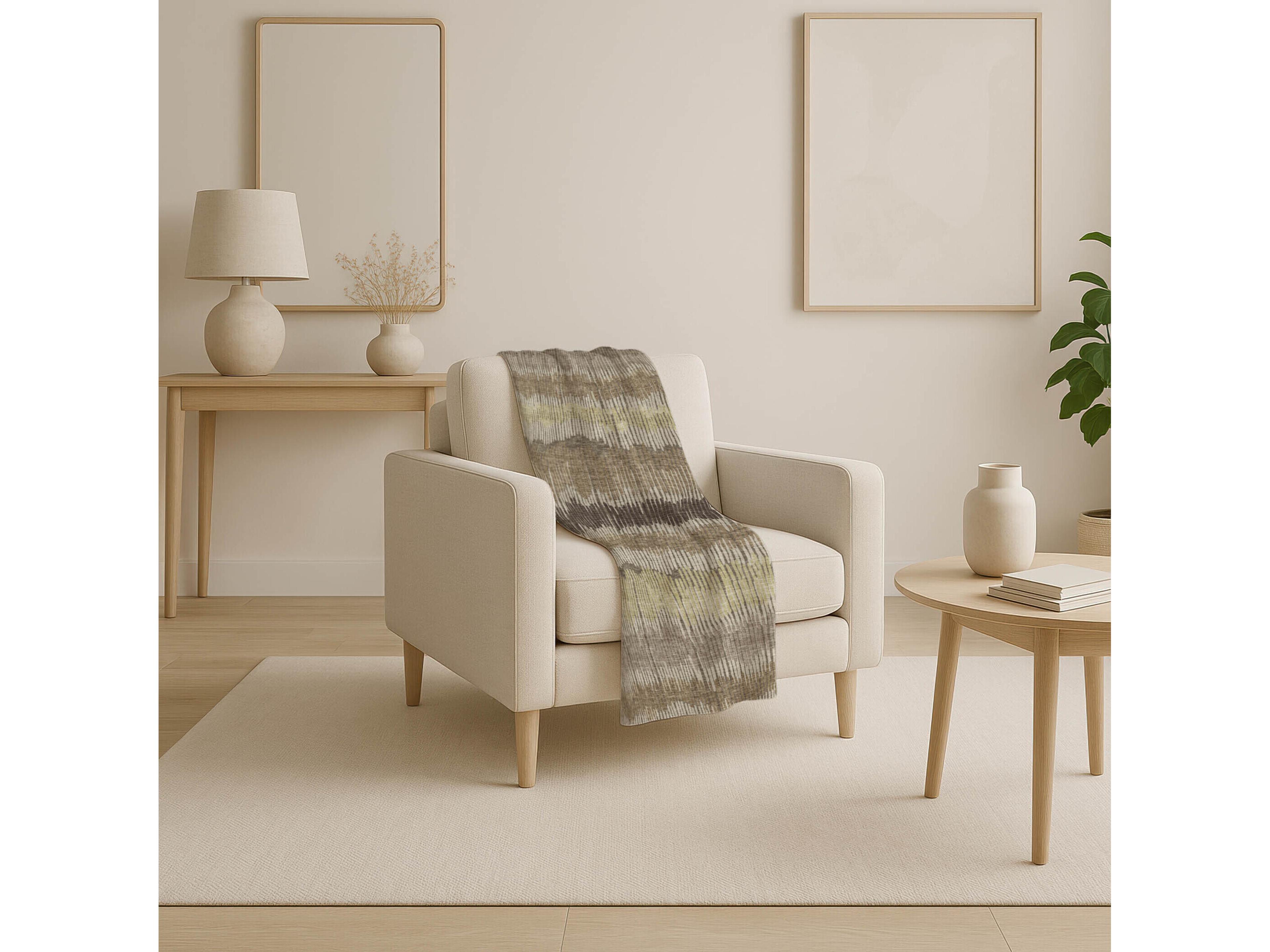 Dalyn Sherpa Brown Polyester Throw