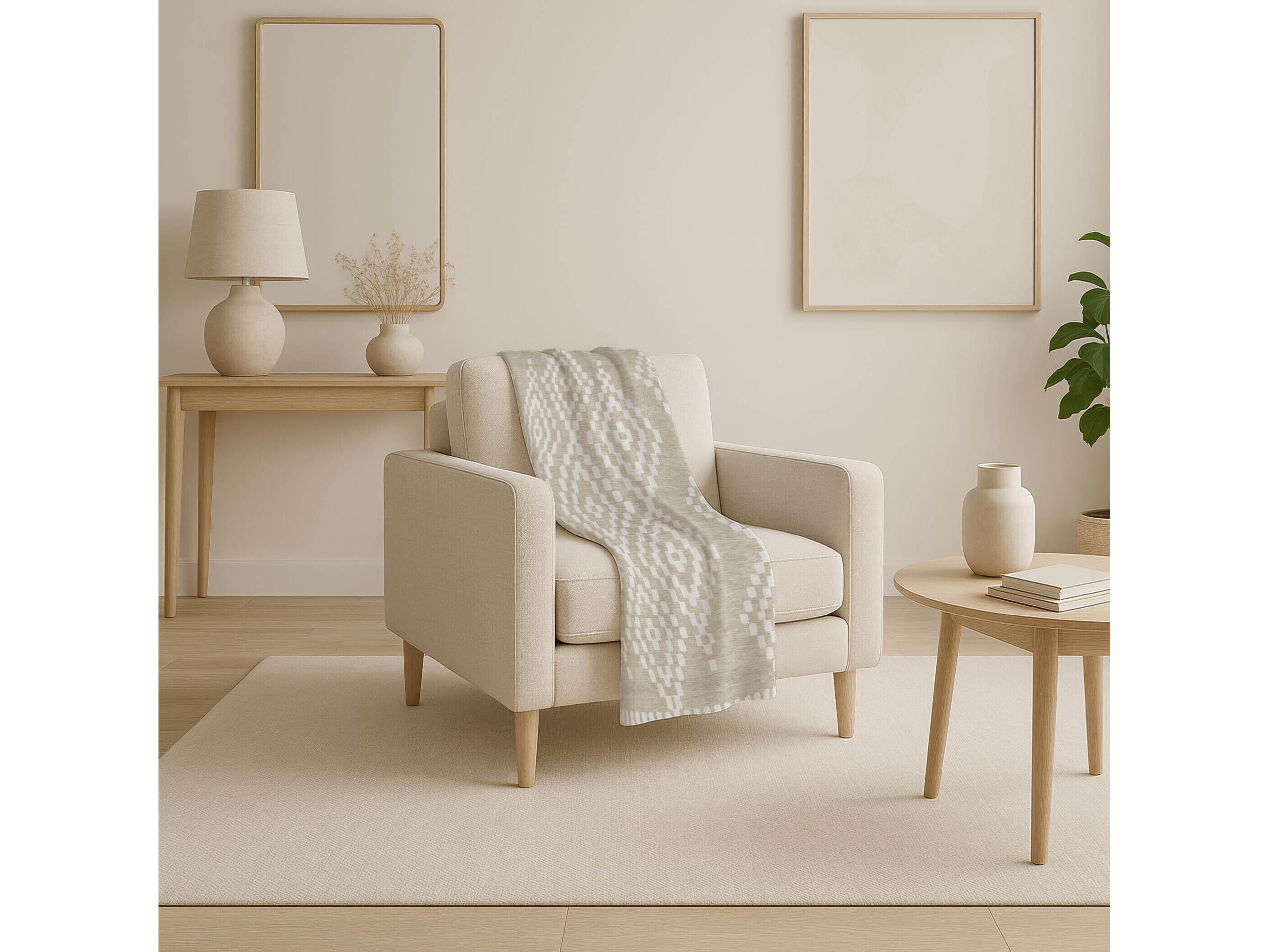 Dalyn Sherpa Brown Polyester Throw