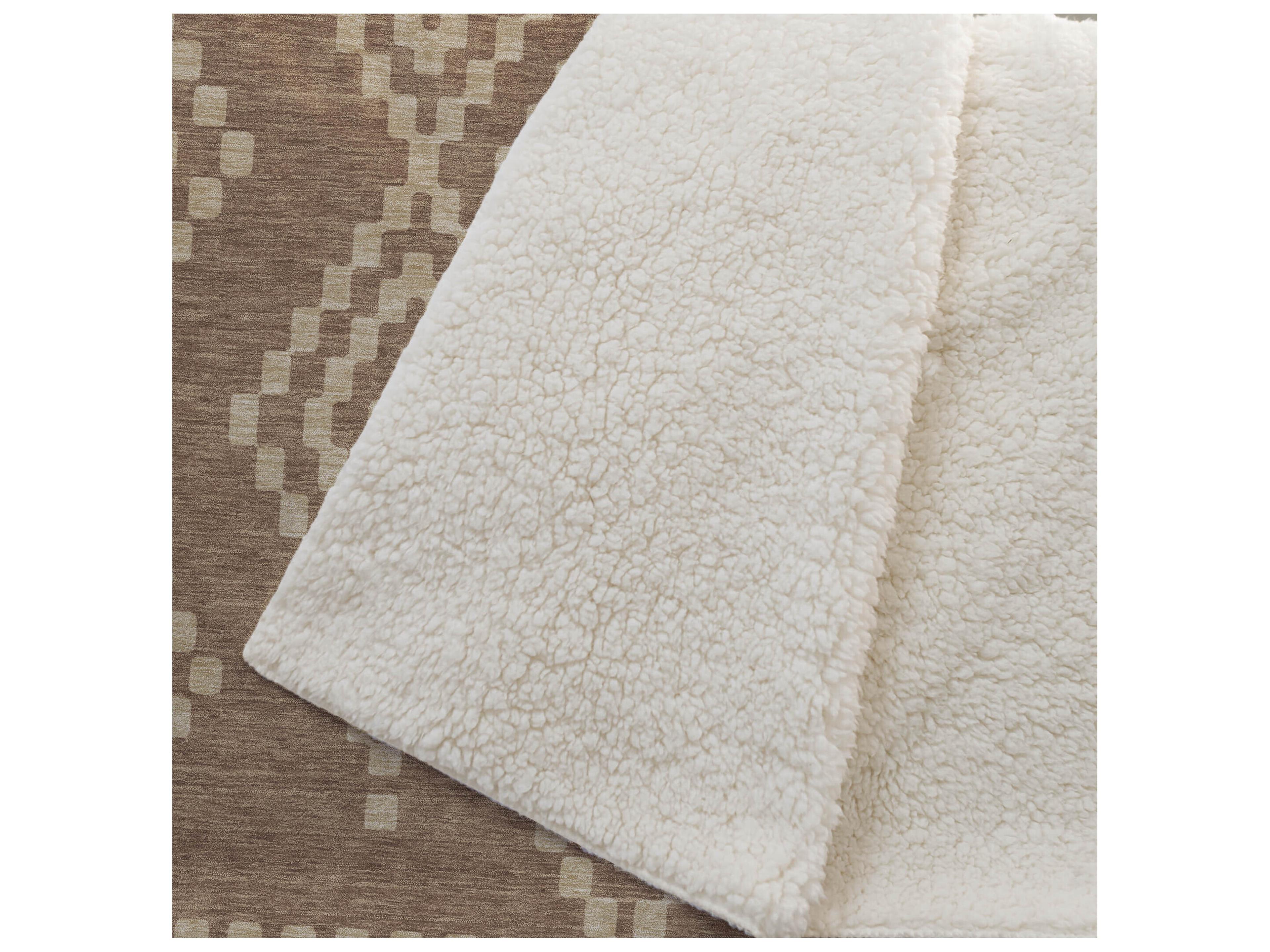 Dalyn Sherpa Orange Polyester Throw