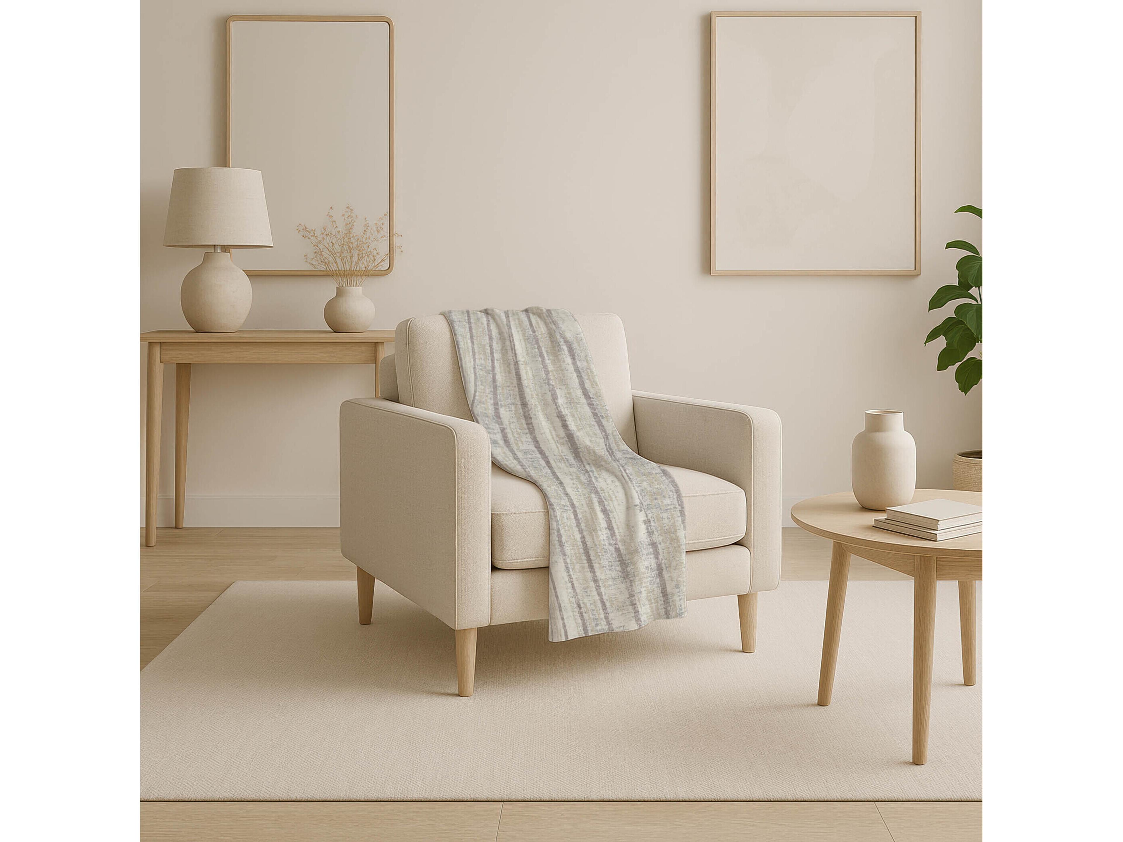 Dalyn Sherpa Ivory Polyester Throw