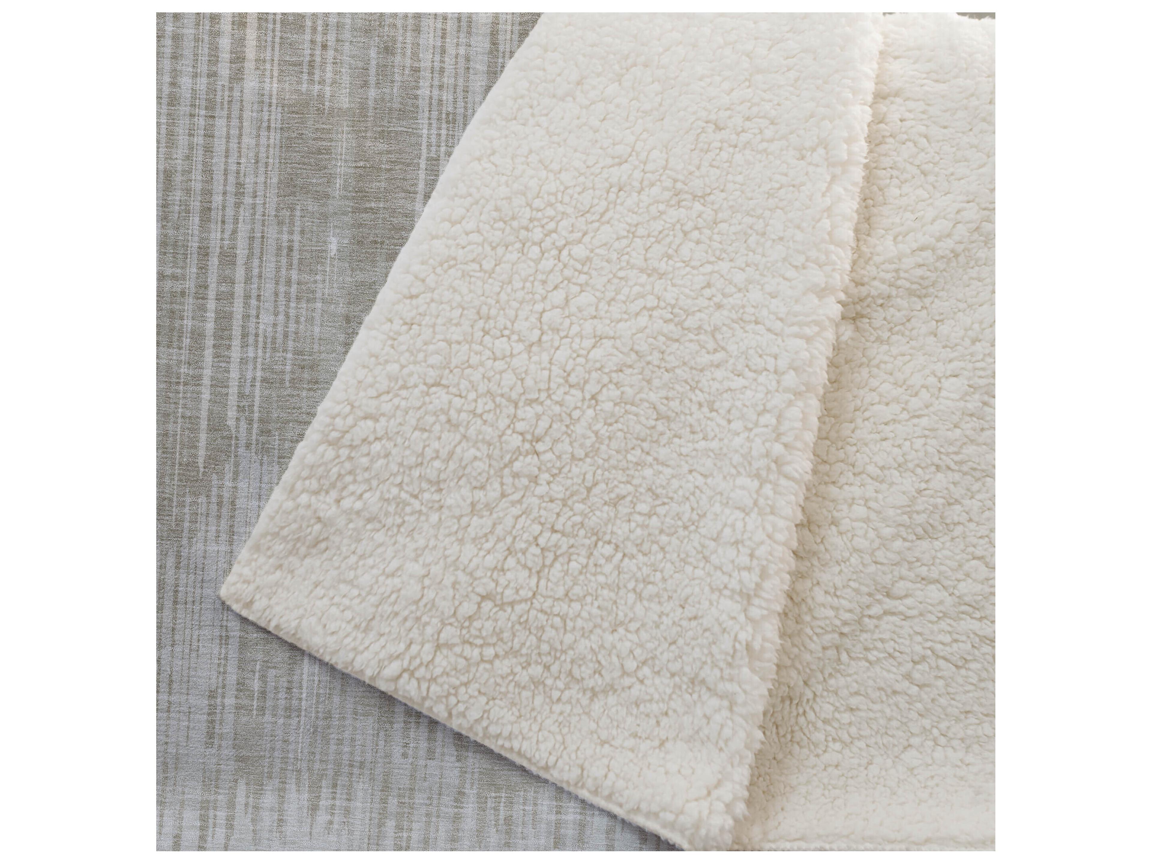 Dalyn Sherpa Brown Polyester Throw